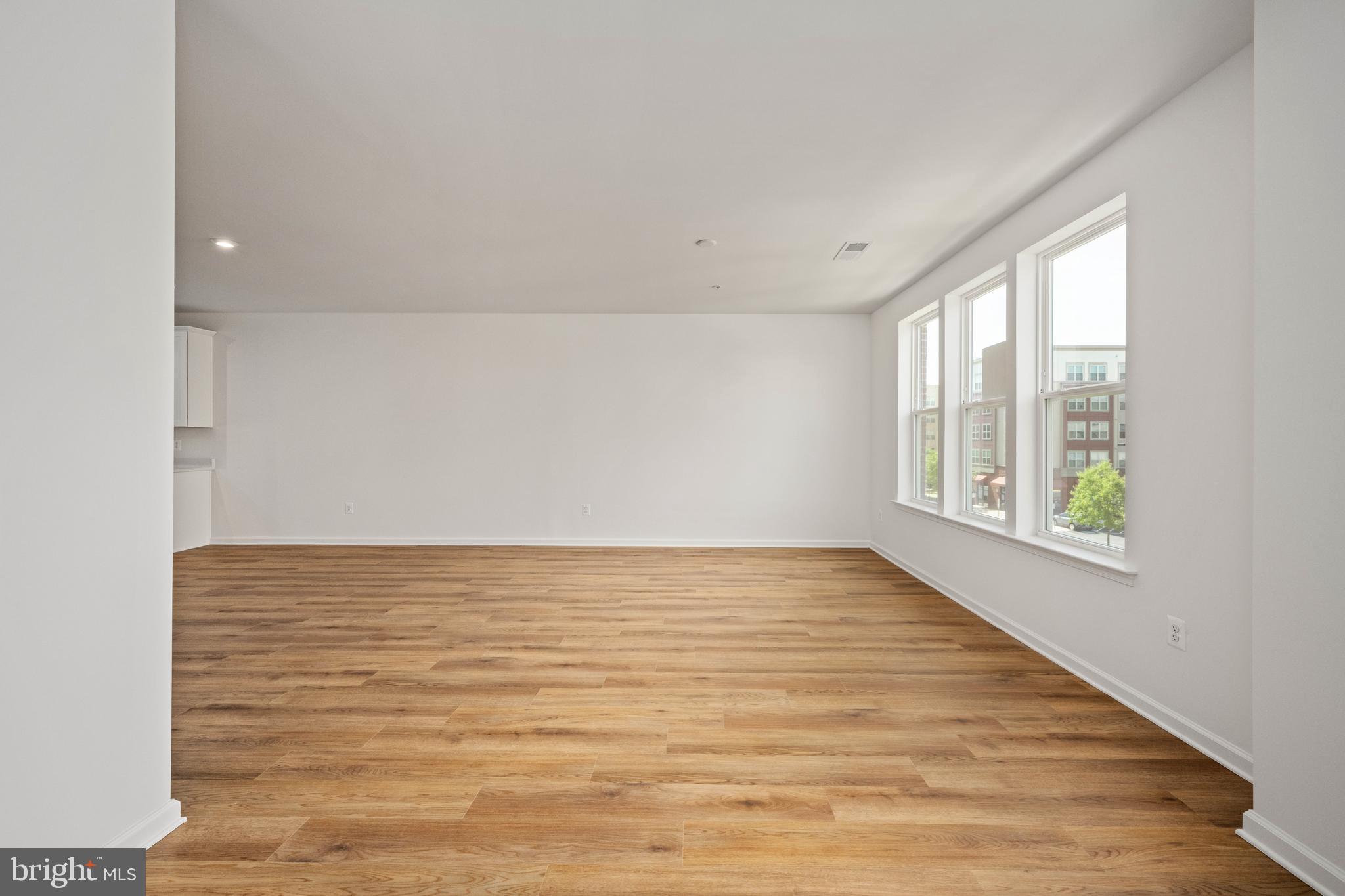 NEABSCO COMMONS - Residential