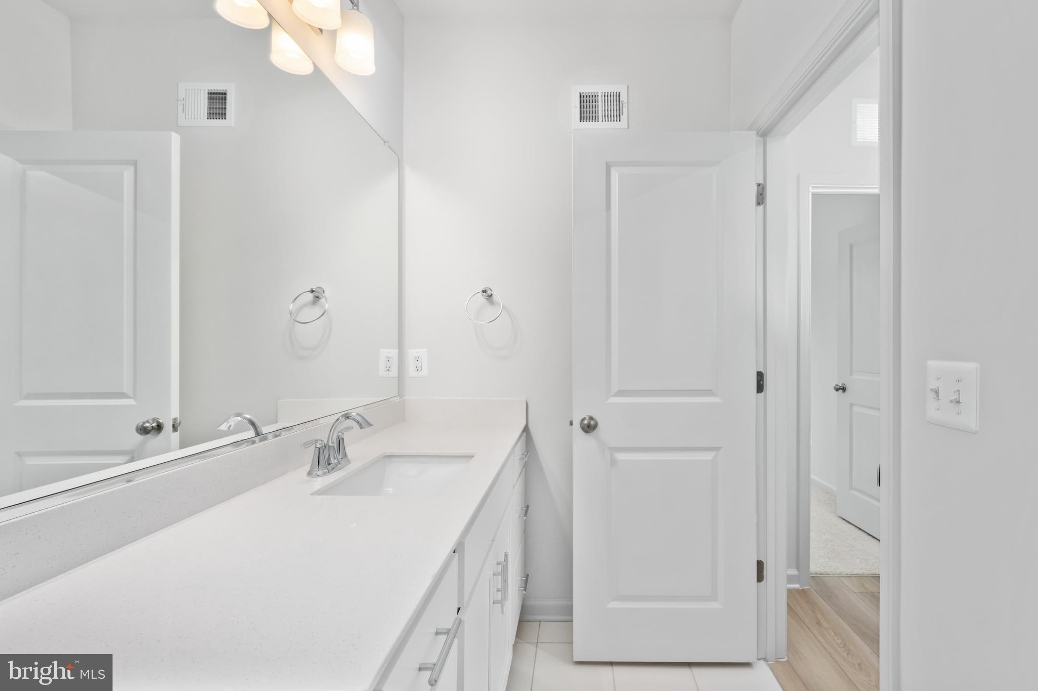 NEABSCO COMMONS - Residential