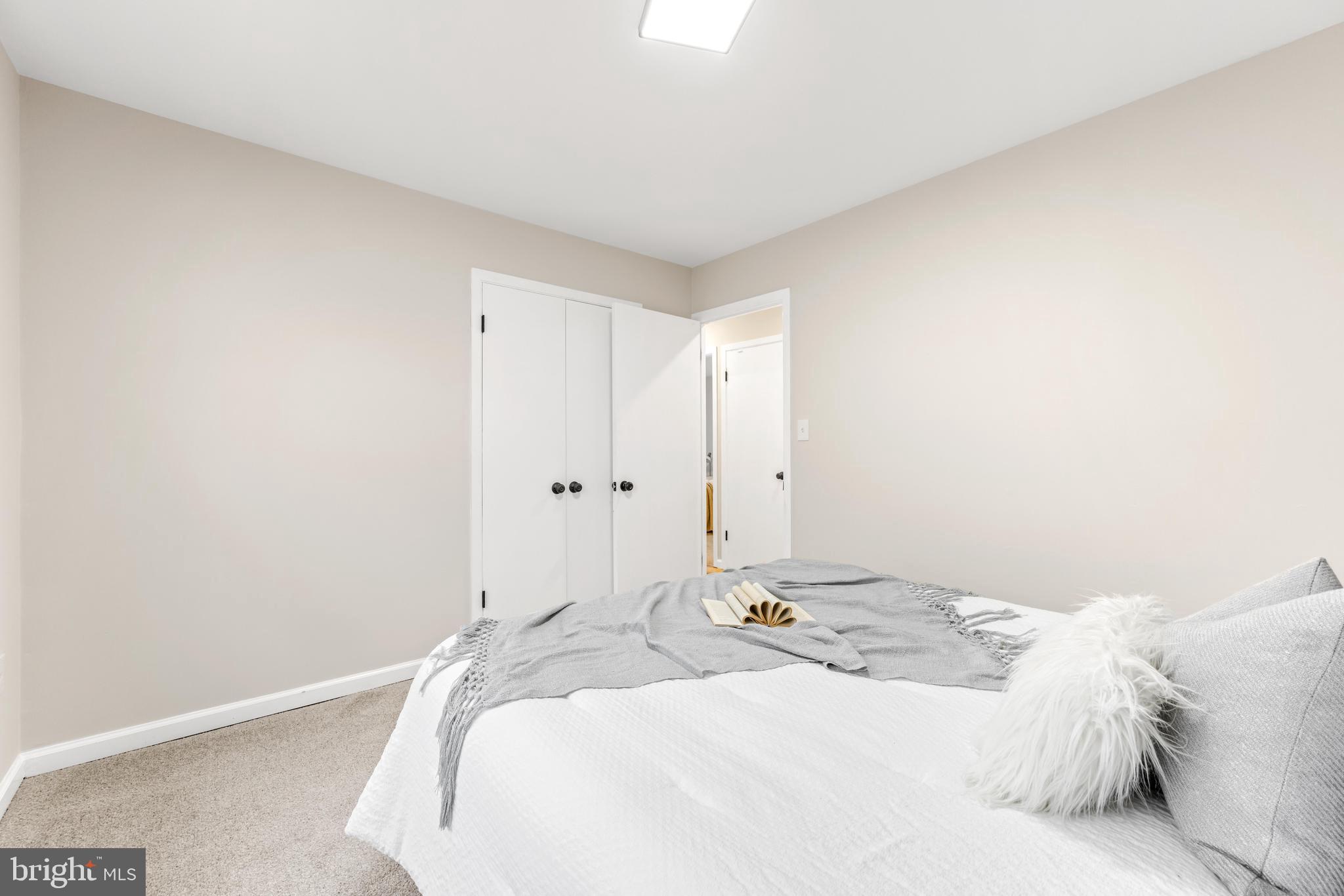 SOMERSET AT BELAIR - Residential