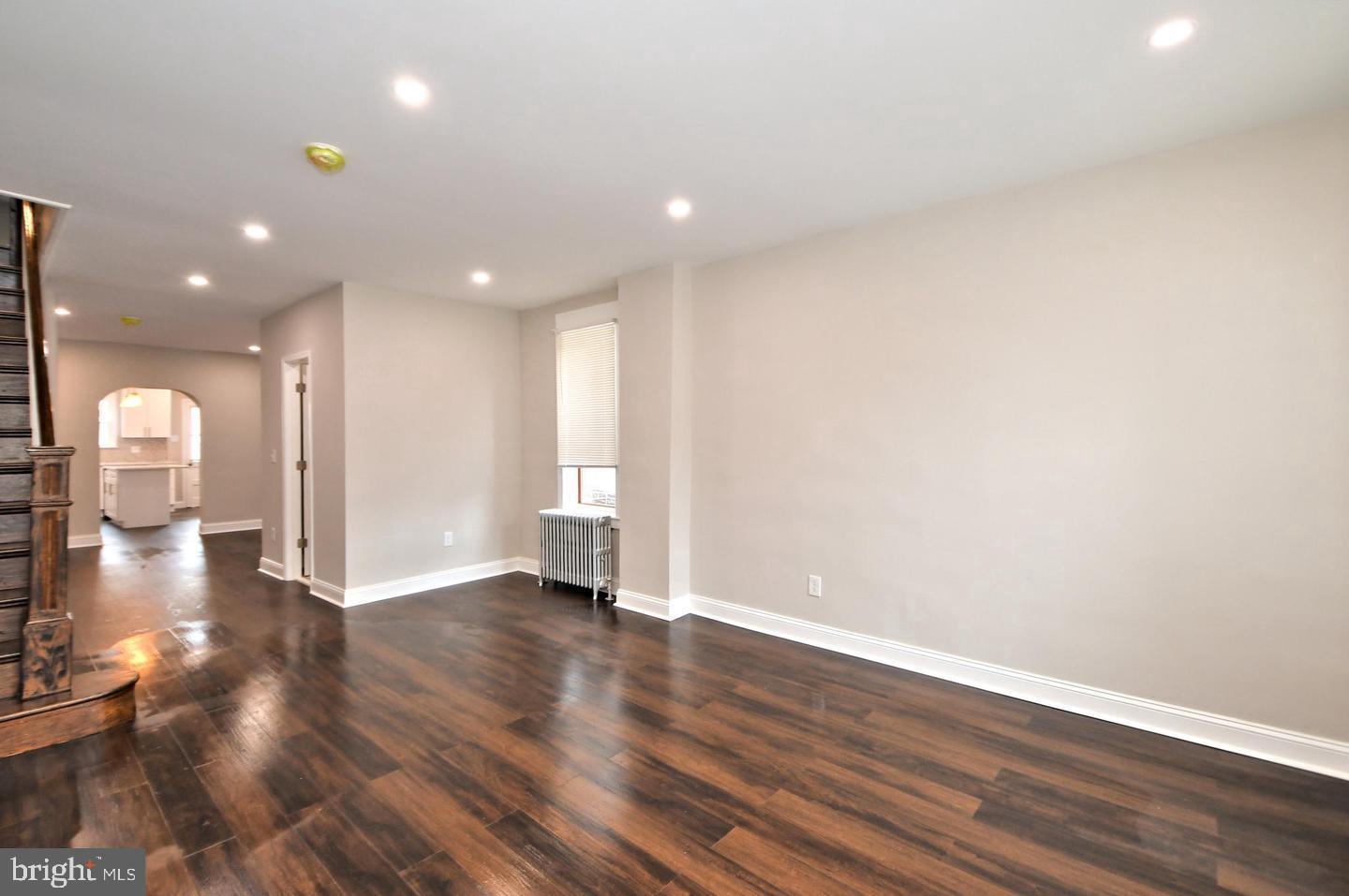 PORT RICHMOND - Residential