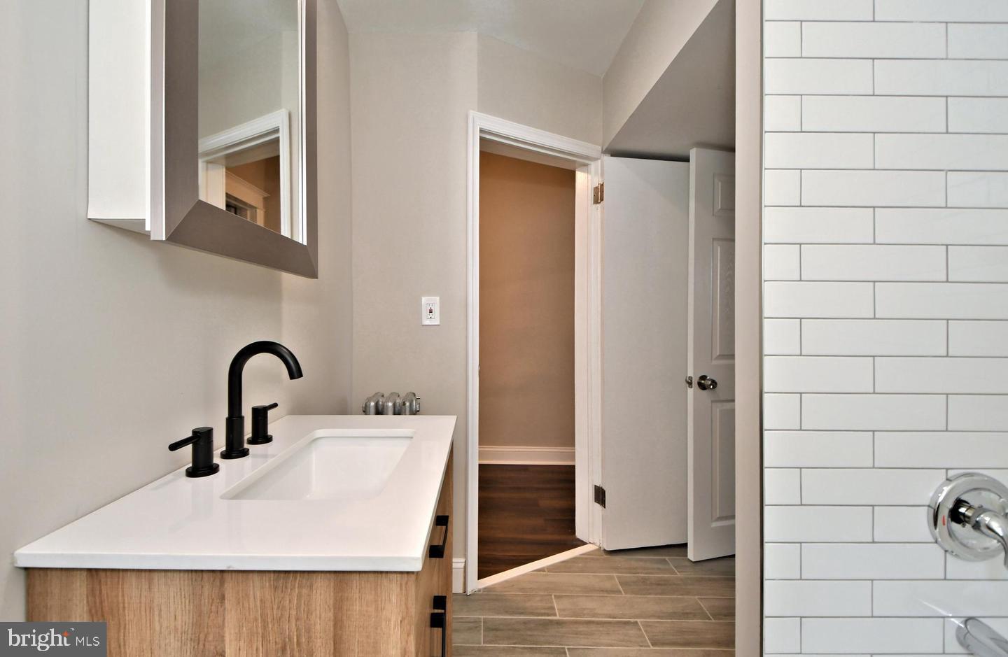 PORT RICHMOND - Residential