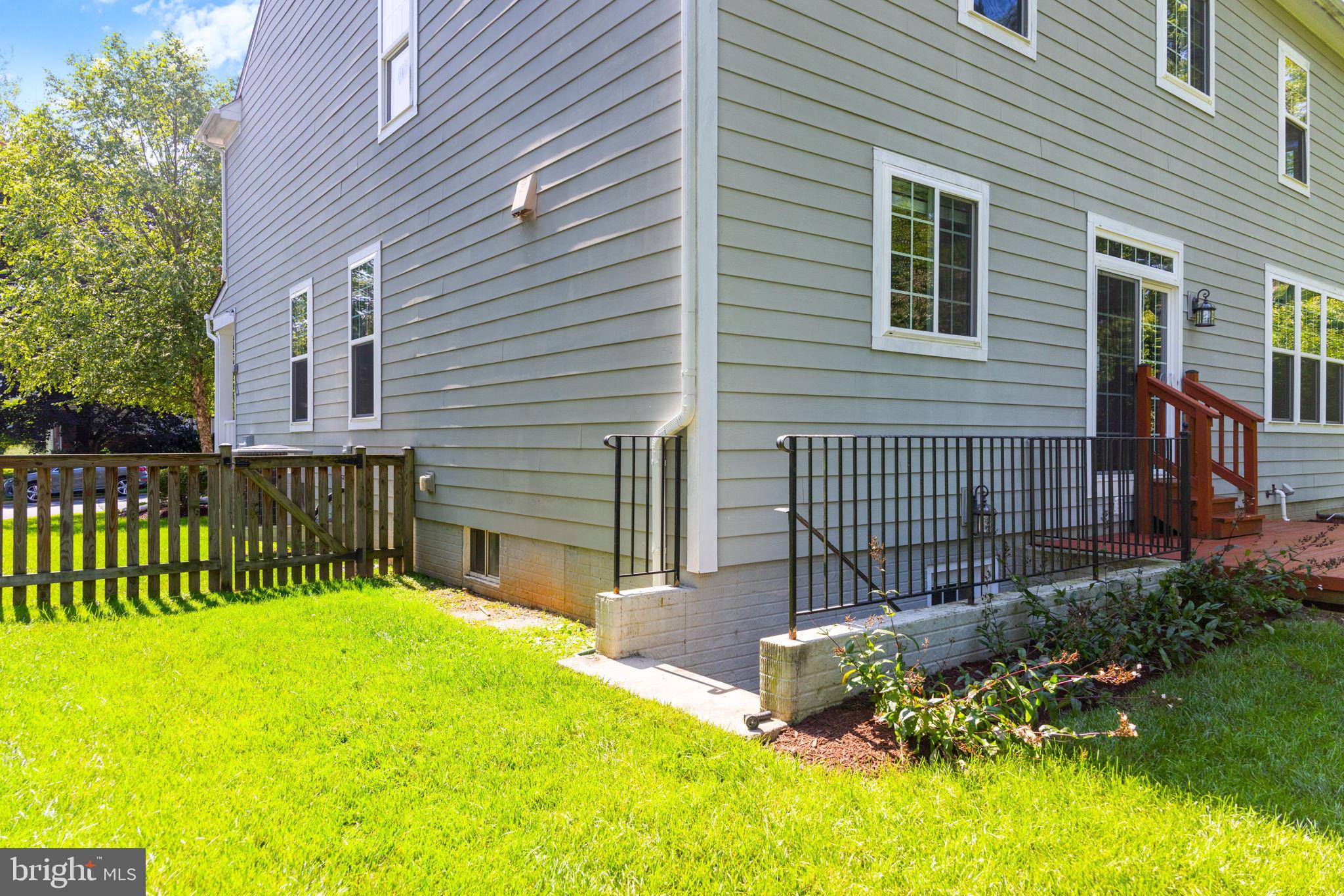 VIENNA WOODS - Residential