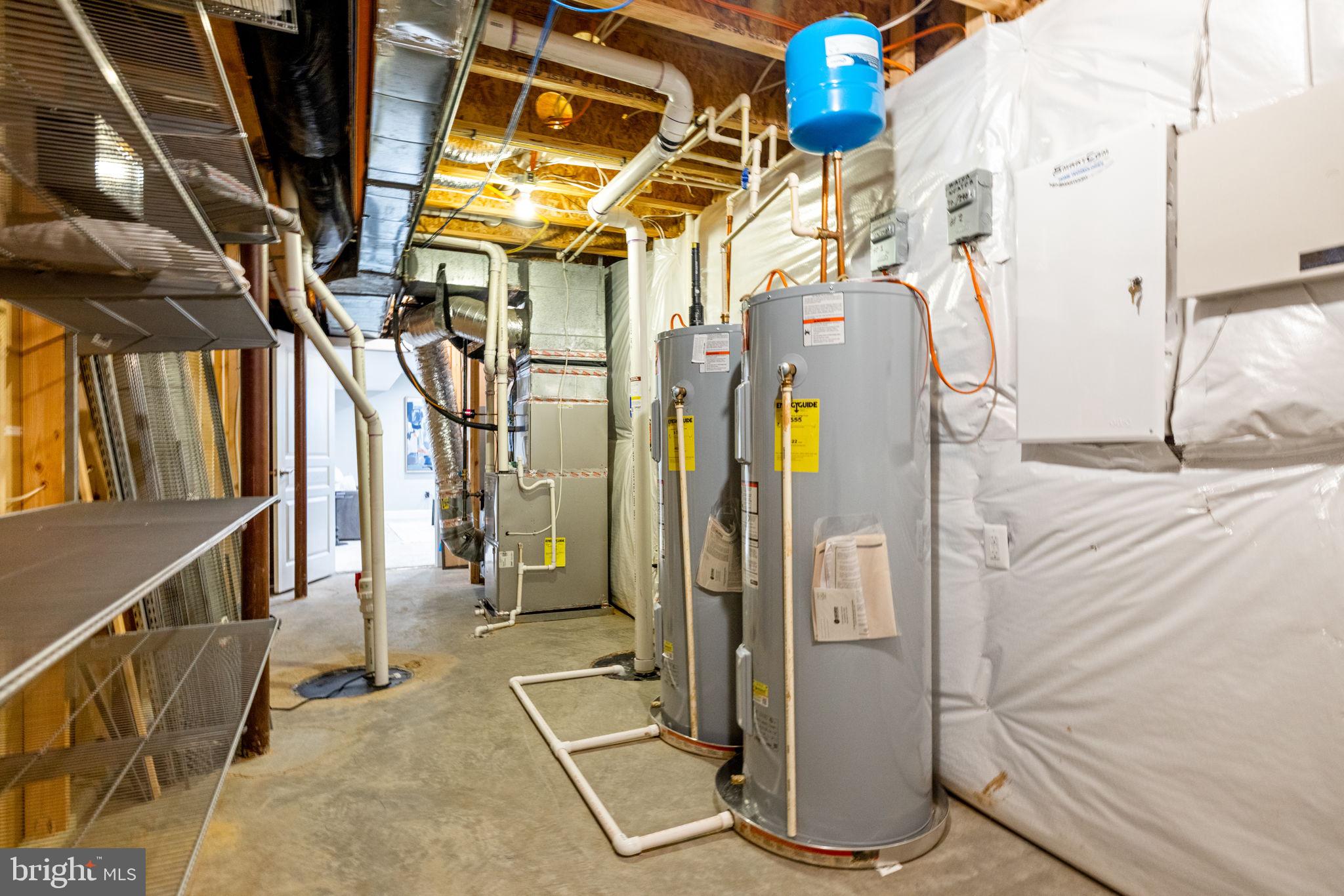 VIENNA WOODS - Residential