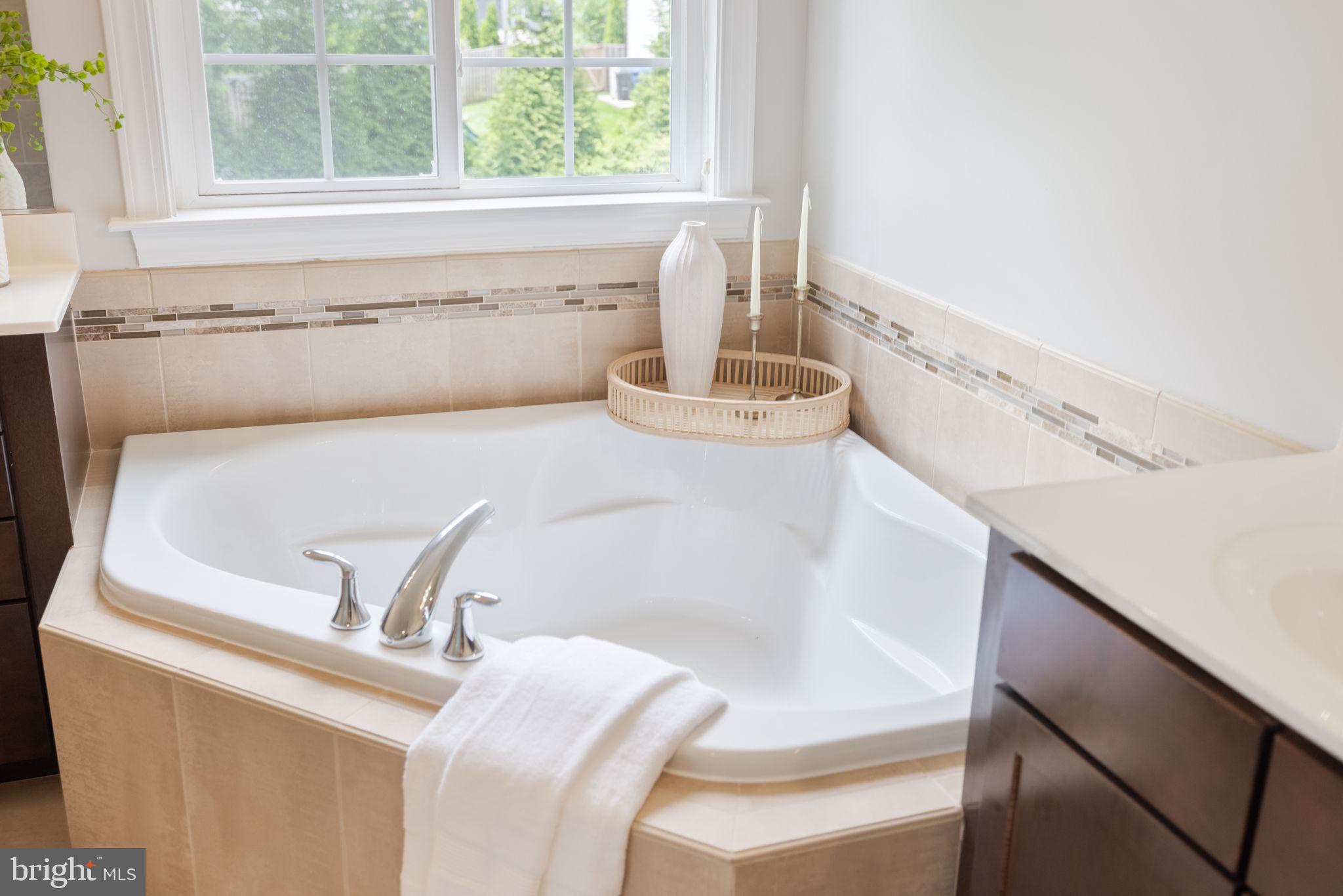 VIENNA WOODS - Residential