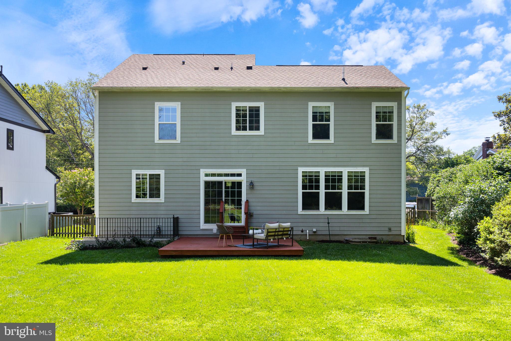 VIENNA WOODS - Residential