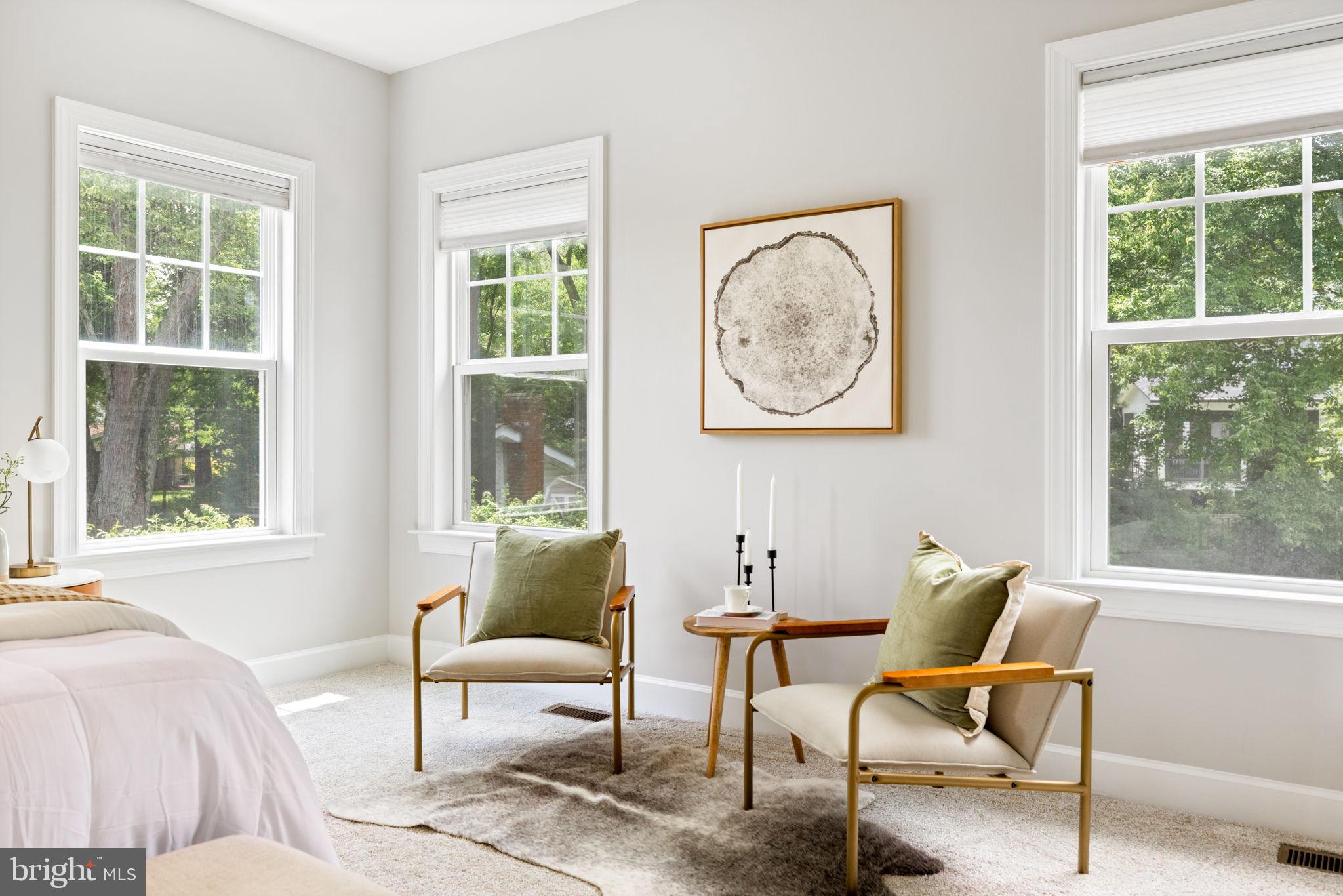 VIENNA WOODS - Residential