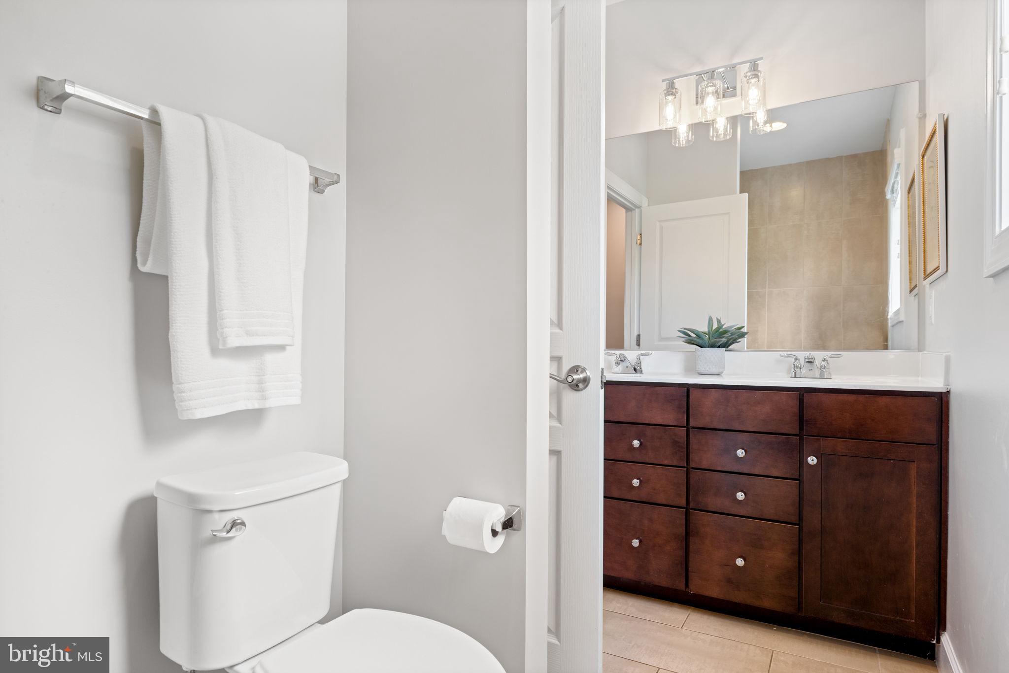 VIENNA WOODS - Residential