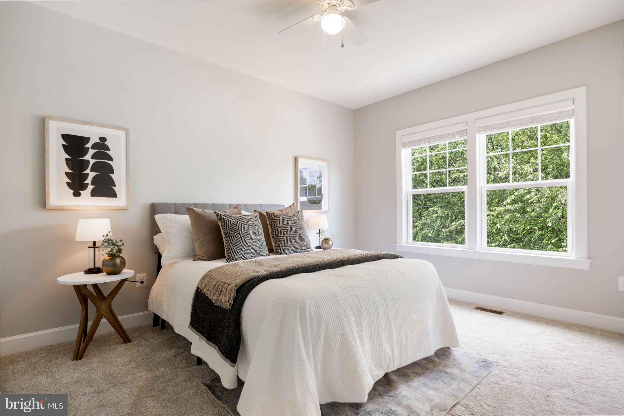 VIENNA WOODS - Residential