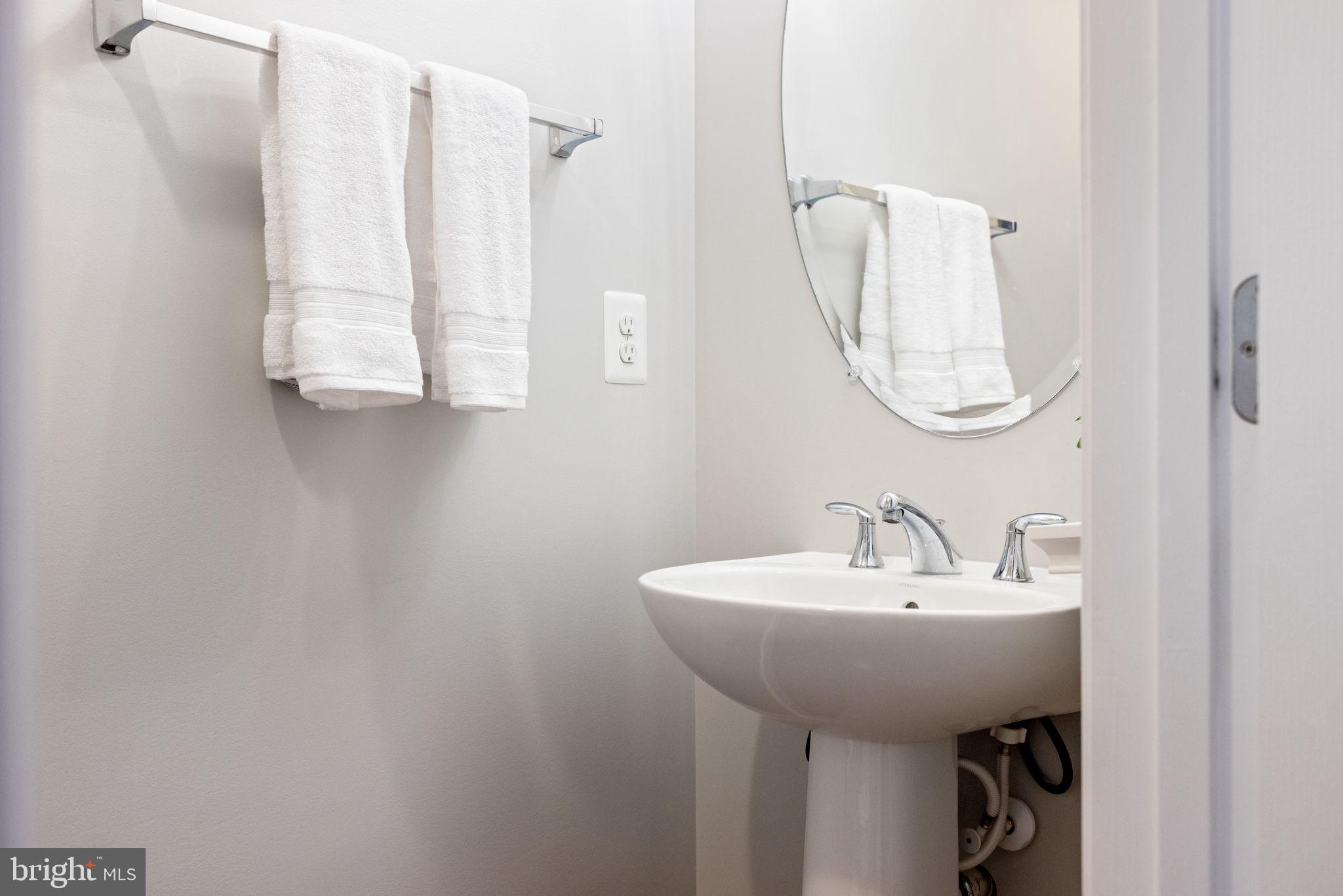 VIENNA WOODS - Residential