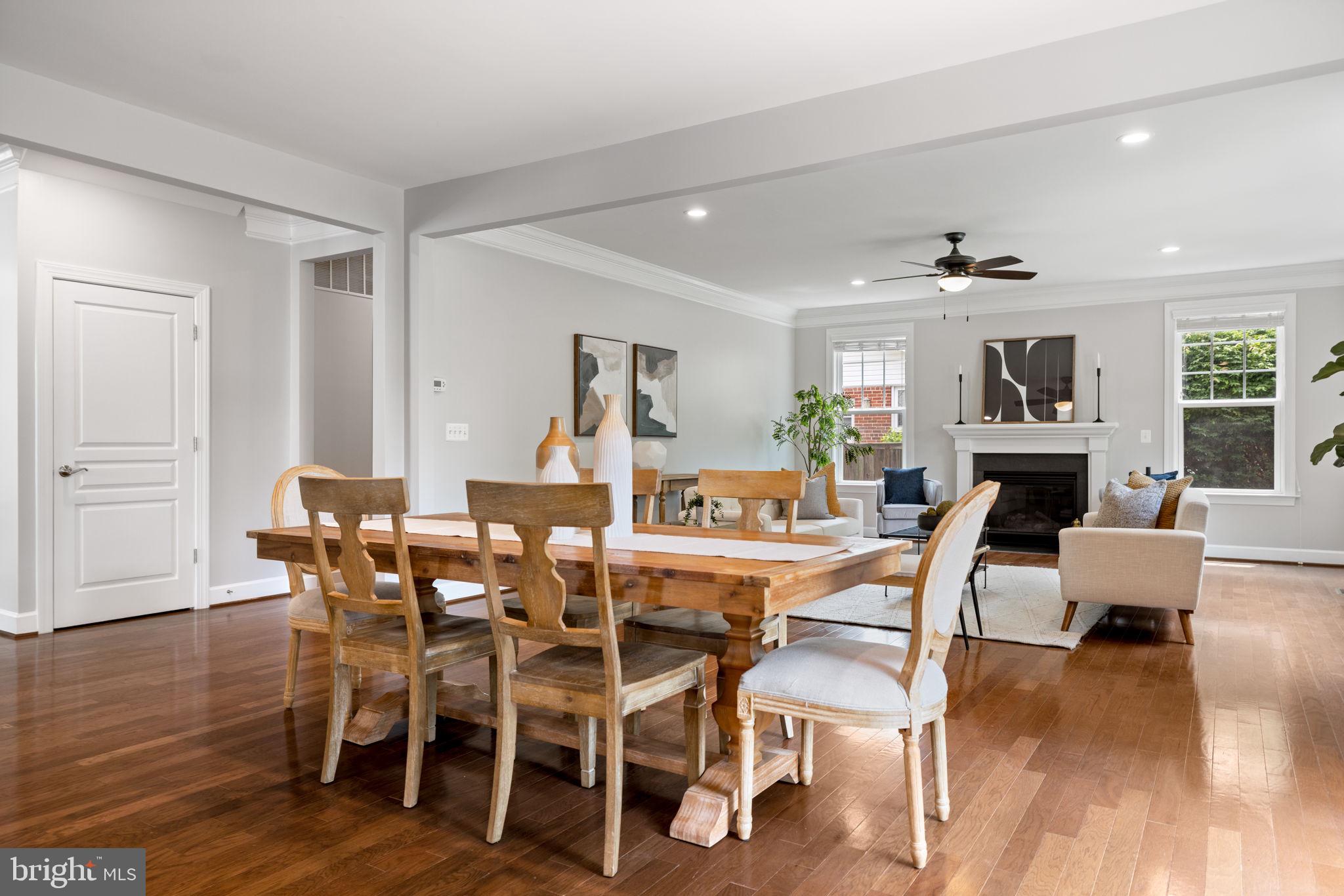 VIENNA WOODS - Residential