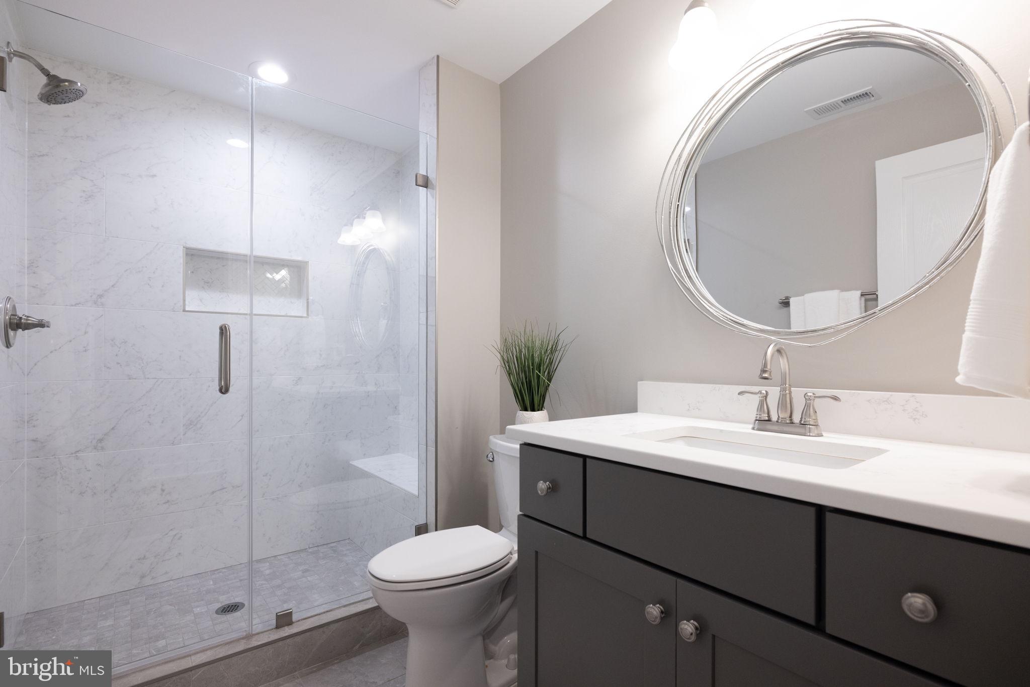 VIENNA WOODS - Residential