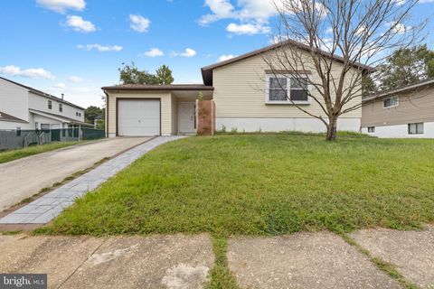 Photo of 3 E Regal Boulevard, NEWARK, DE 19713 (MLS # DENC2088212)