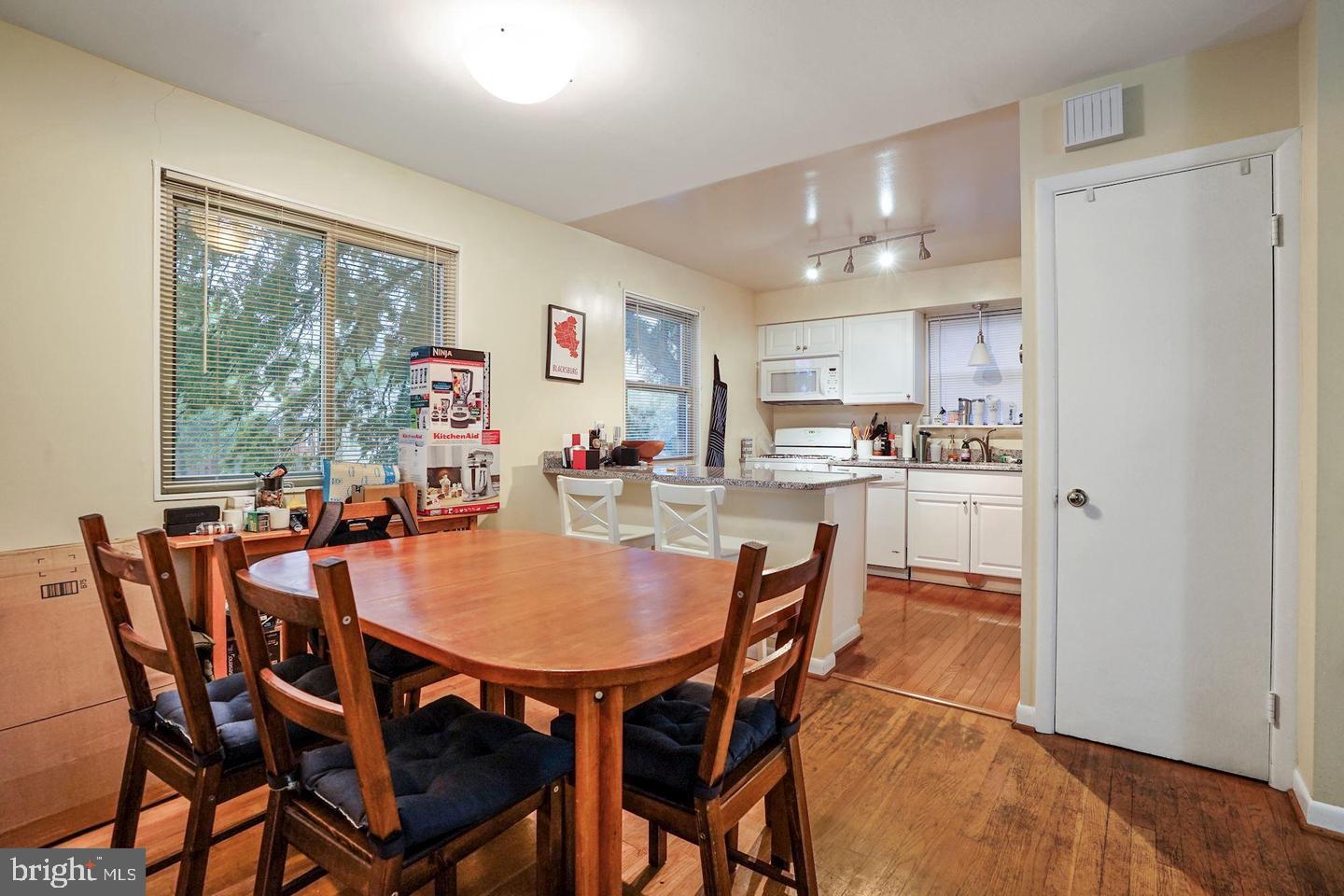 BALLSTON - Residential Lease