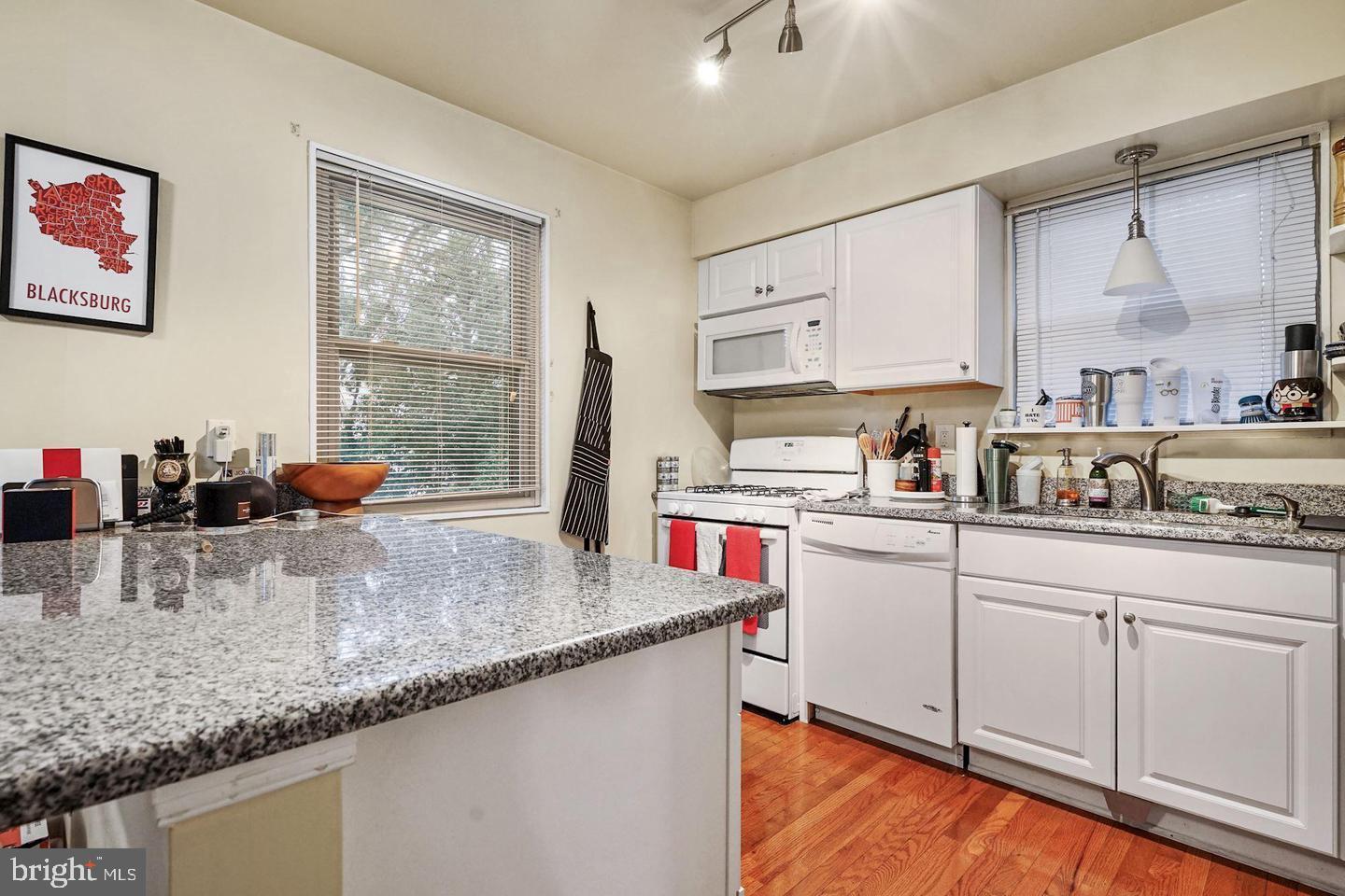 BALLSTON - Residential Lease