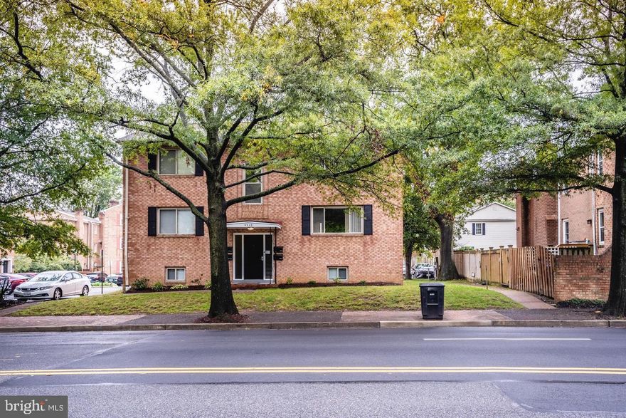 Available immediately!  2 bedroom and 1 Bath with two off-street parking spaces.  Gas, Water, and Laundry are included with the rent.  The tenant pays for the electricity and internet service. There are only 4 units that share the laundry room on the lower level.   Fantastic Location. Walking distance to Ballston metro, shops, and restaurants!