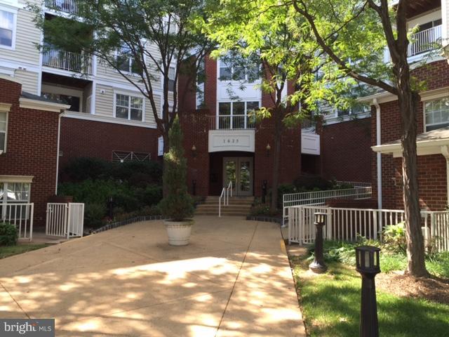 LILLIAN COURT AT TYSONS - Residential Lease