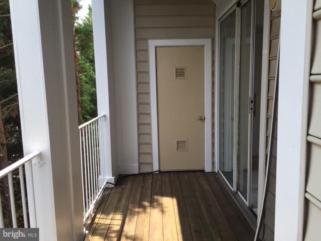 LILLIAN COURT AT TYSONS - Residential Lease