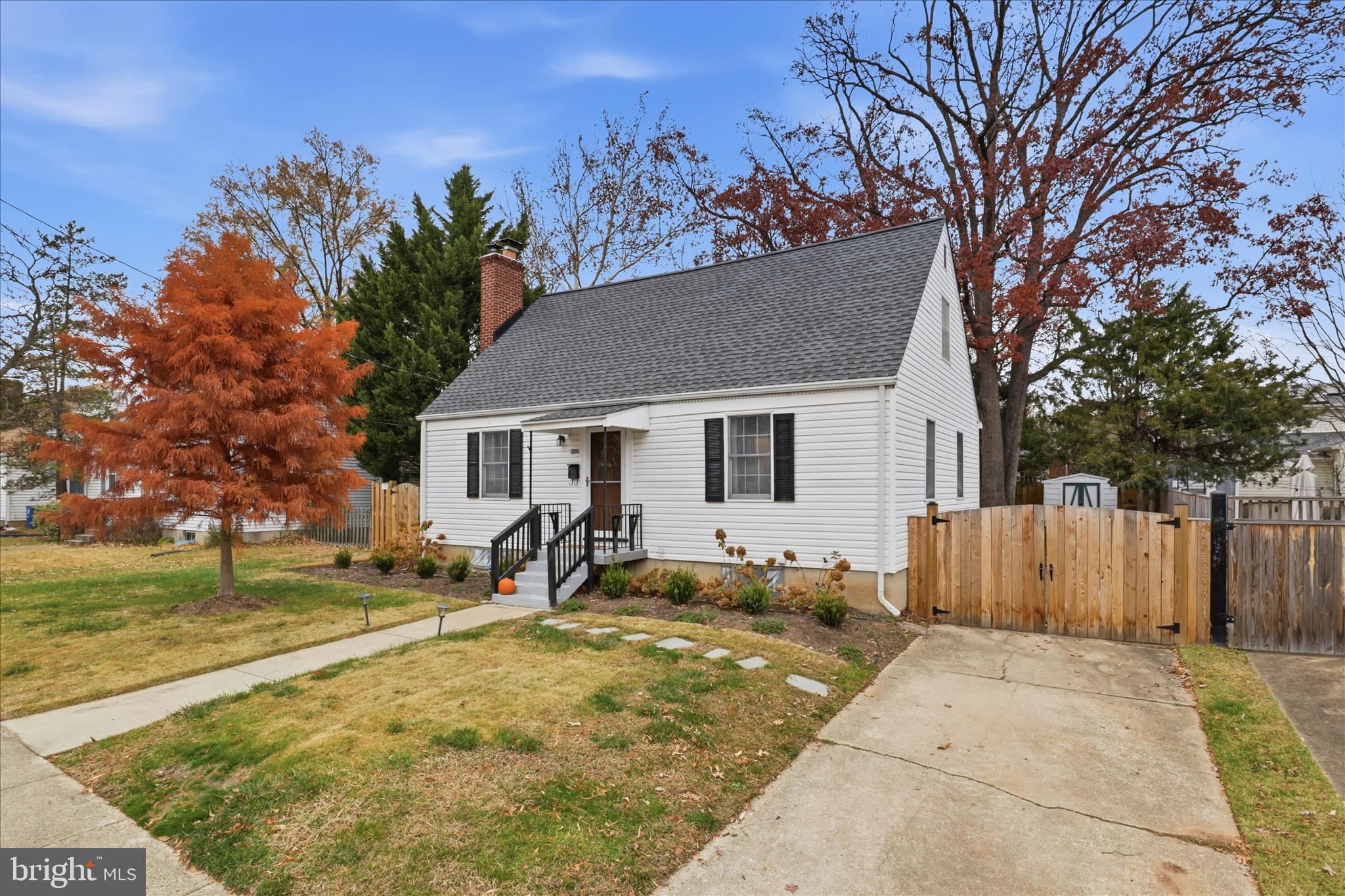 CLAREMONT - Residential Lease