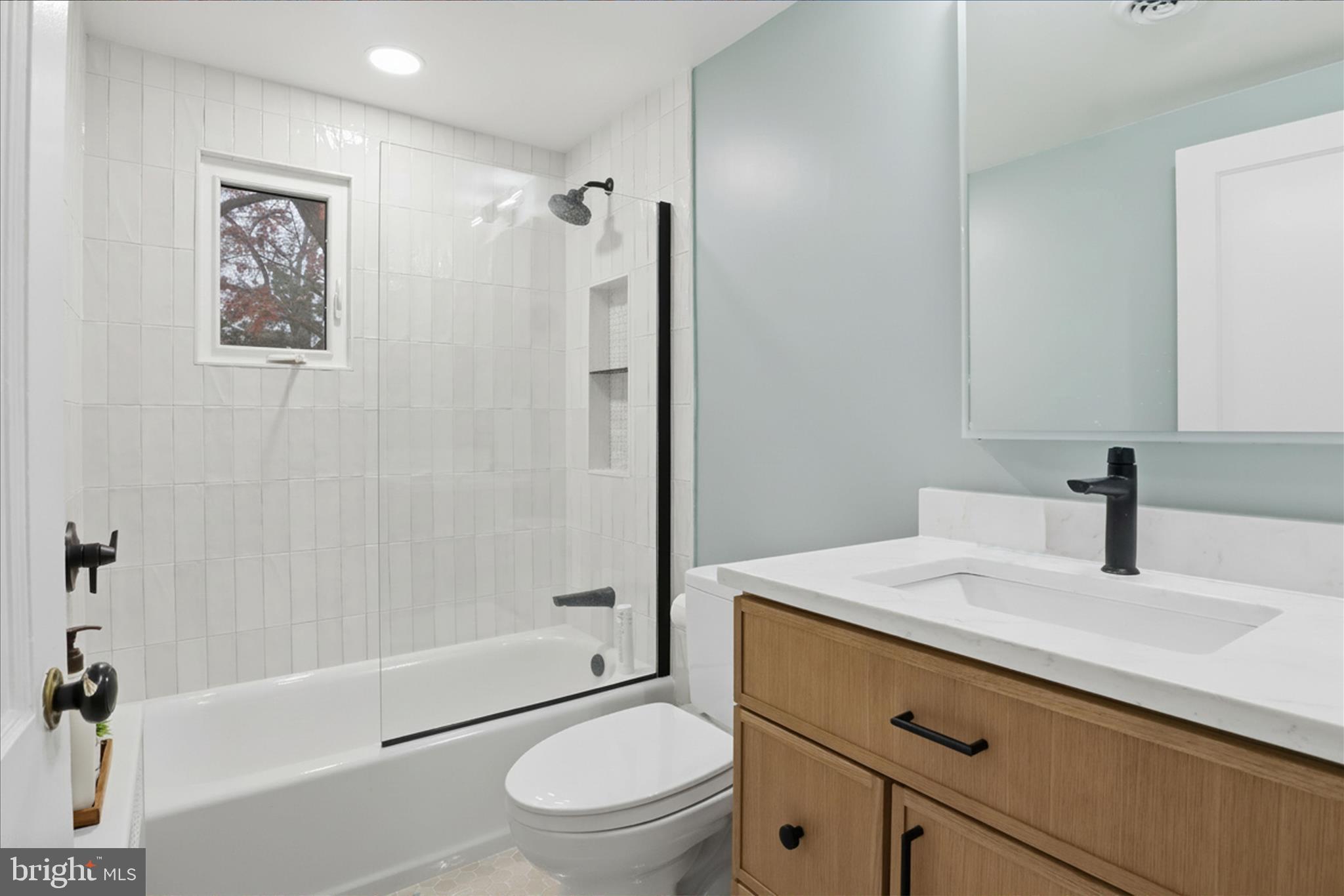 CLAREMONT - Residential Lease