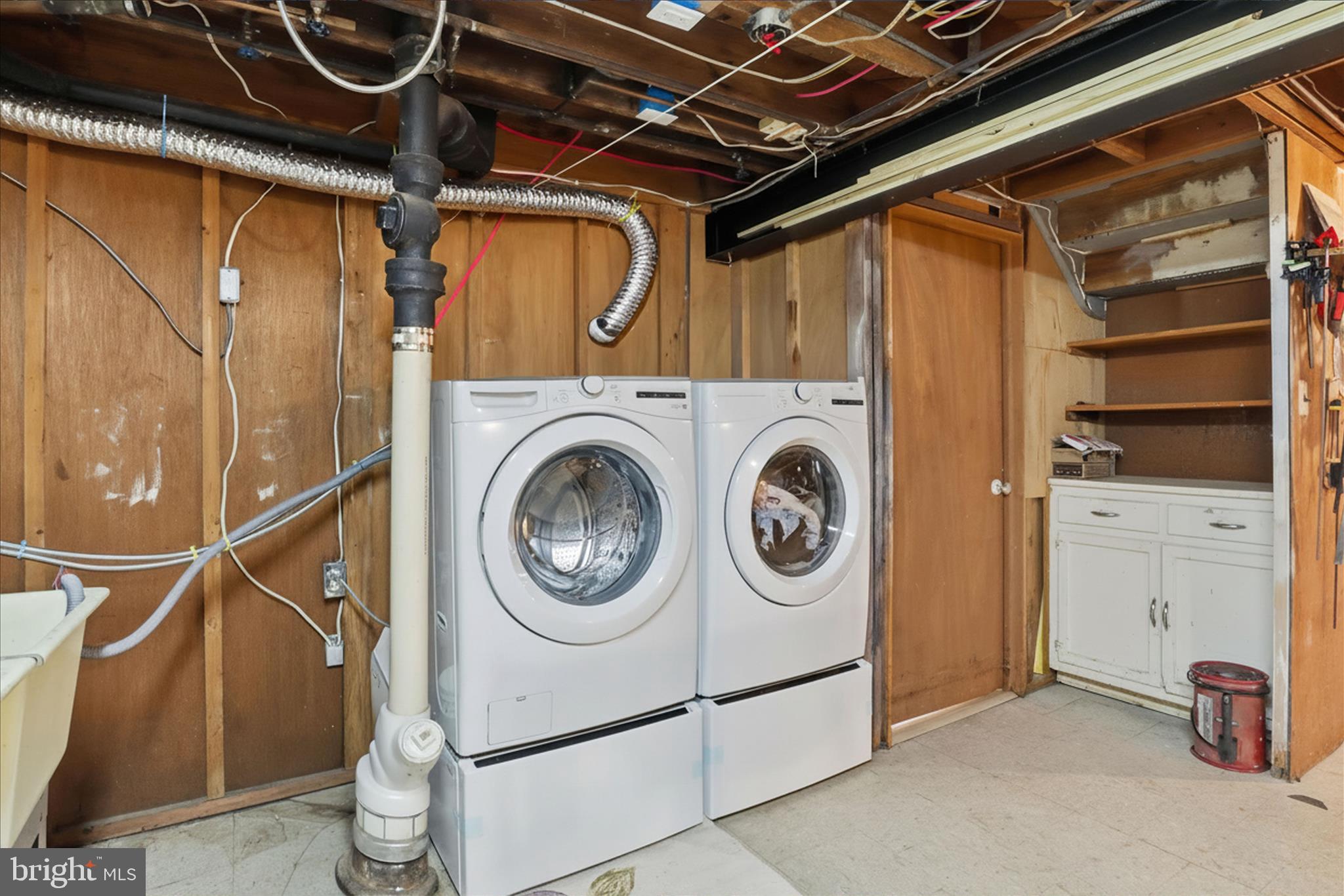 CLAREMONT - Residential Lease