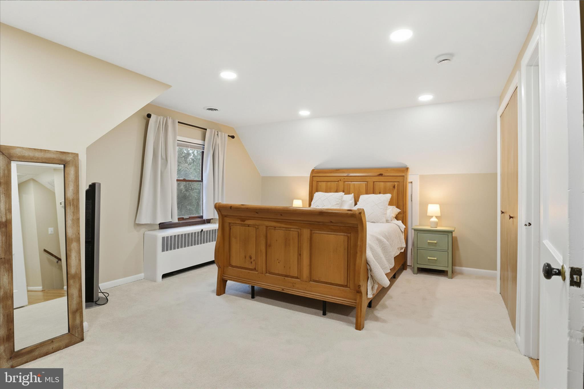 CLAREMONT - Residential Lease