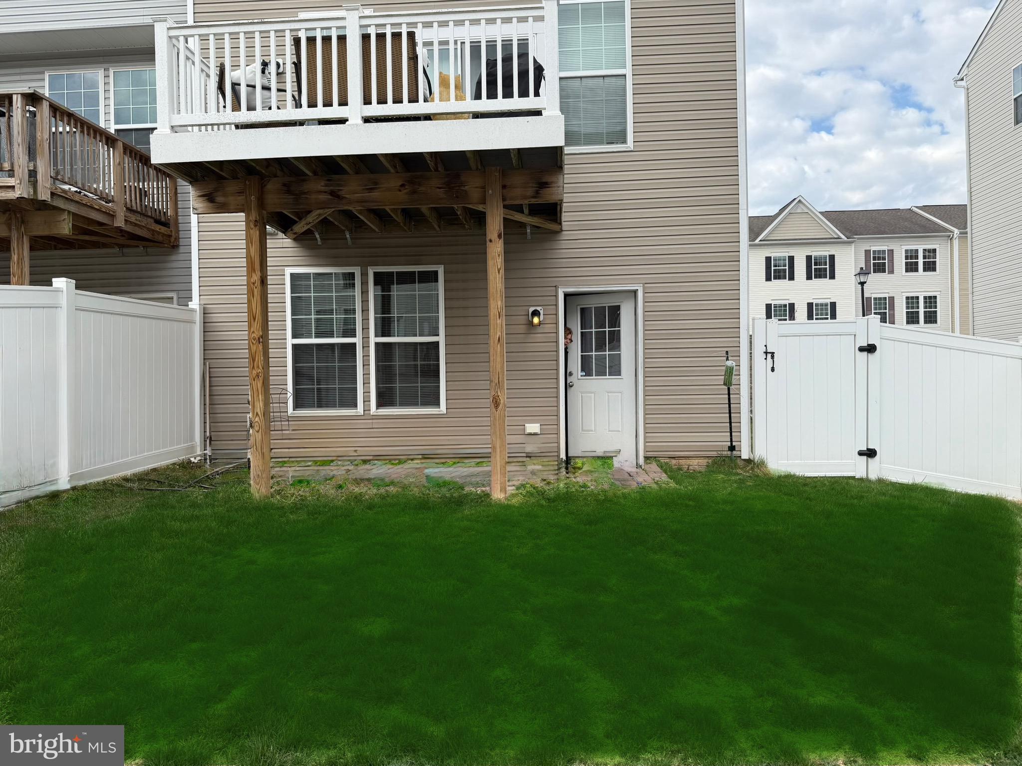 THE TOWNES AT TASKER - Residential