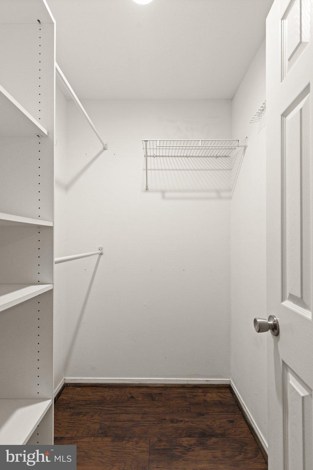 ENGLISH COUNTRY MANOR - Residential