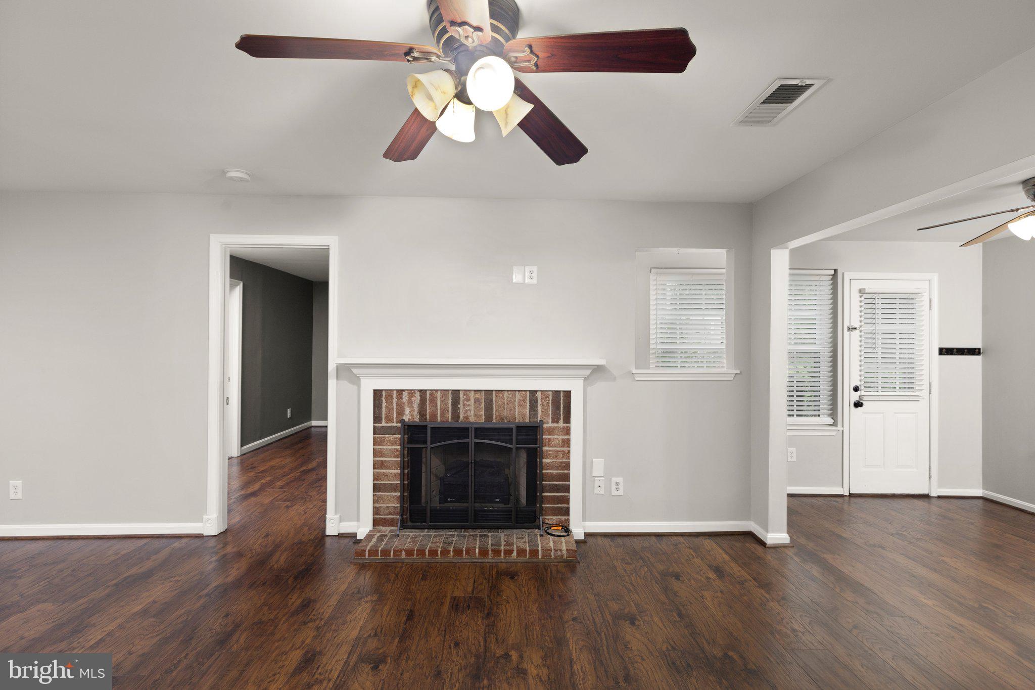 ENGLISH COUNTRY MANOR - Residential