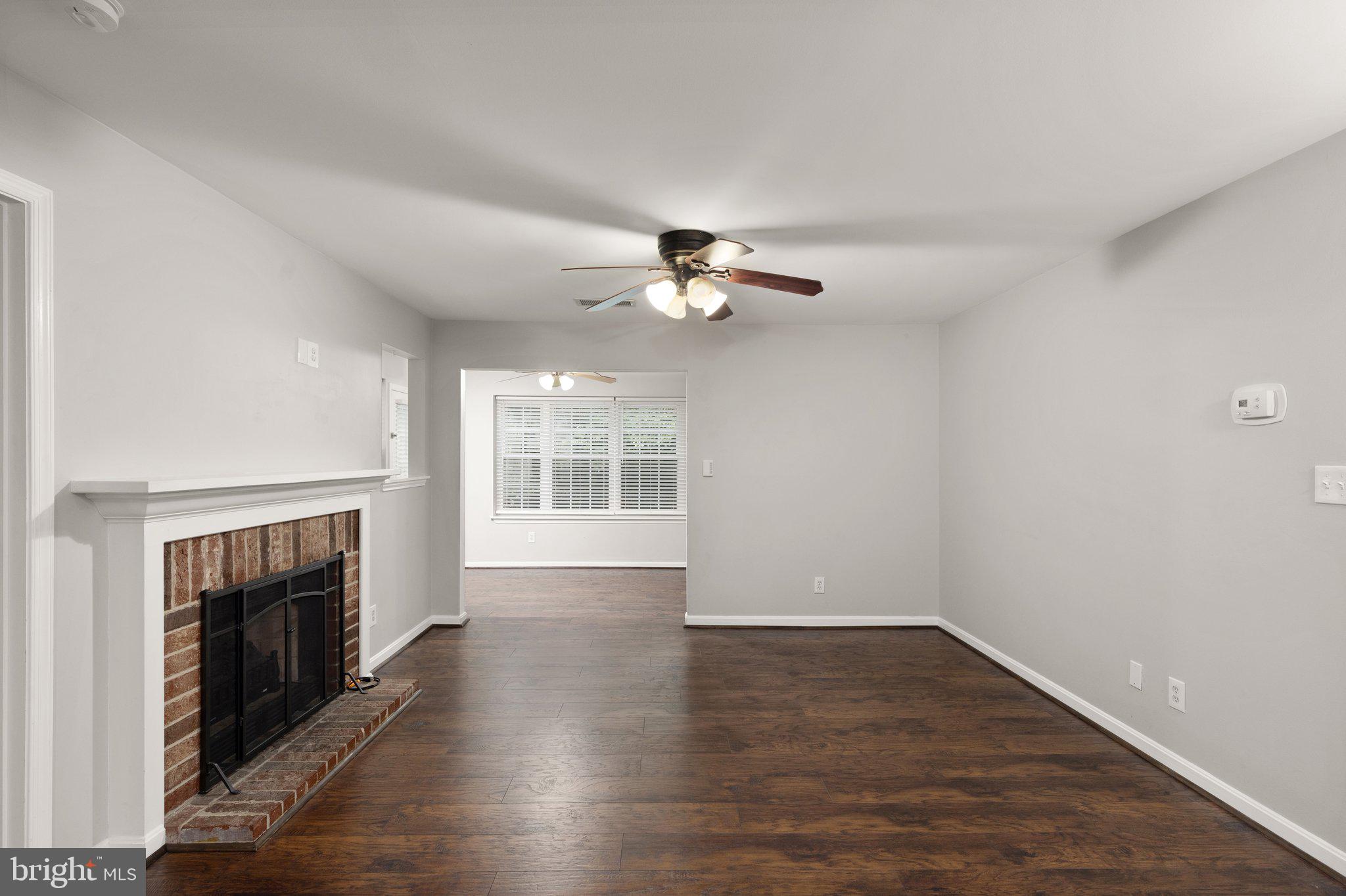 ENGLISH COUNTRY MANOR - Residential