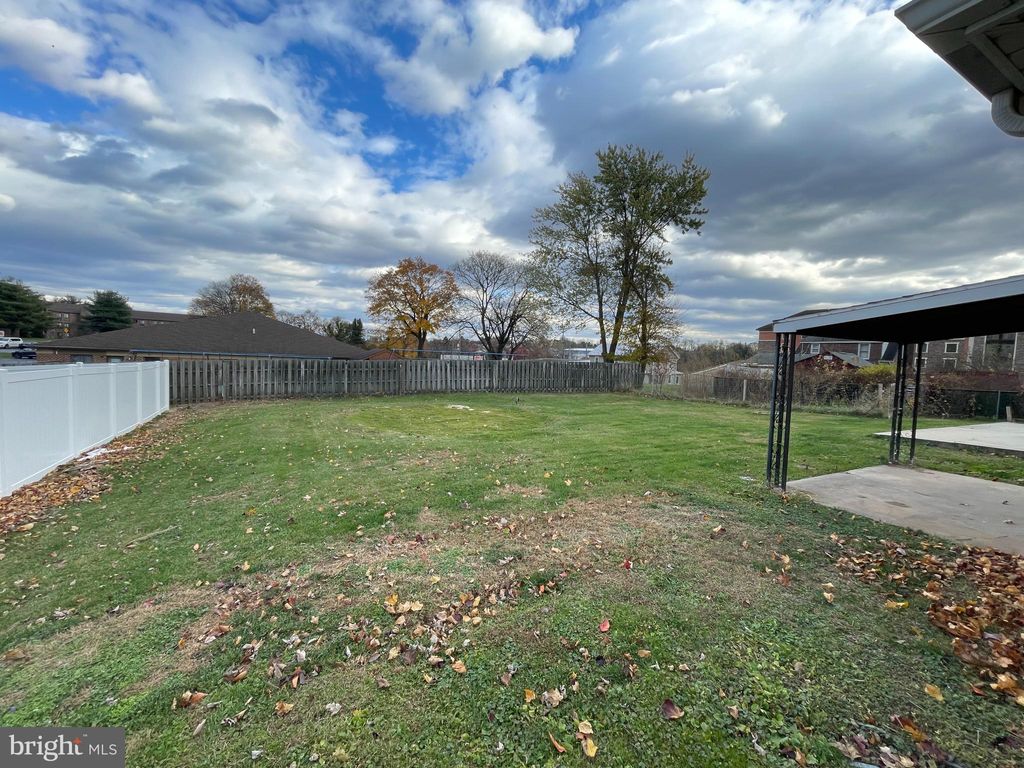 Photo of 2875 Cambridge Road, YORK, PA 17402 (MLS # PAYK2094194)