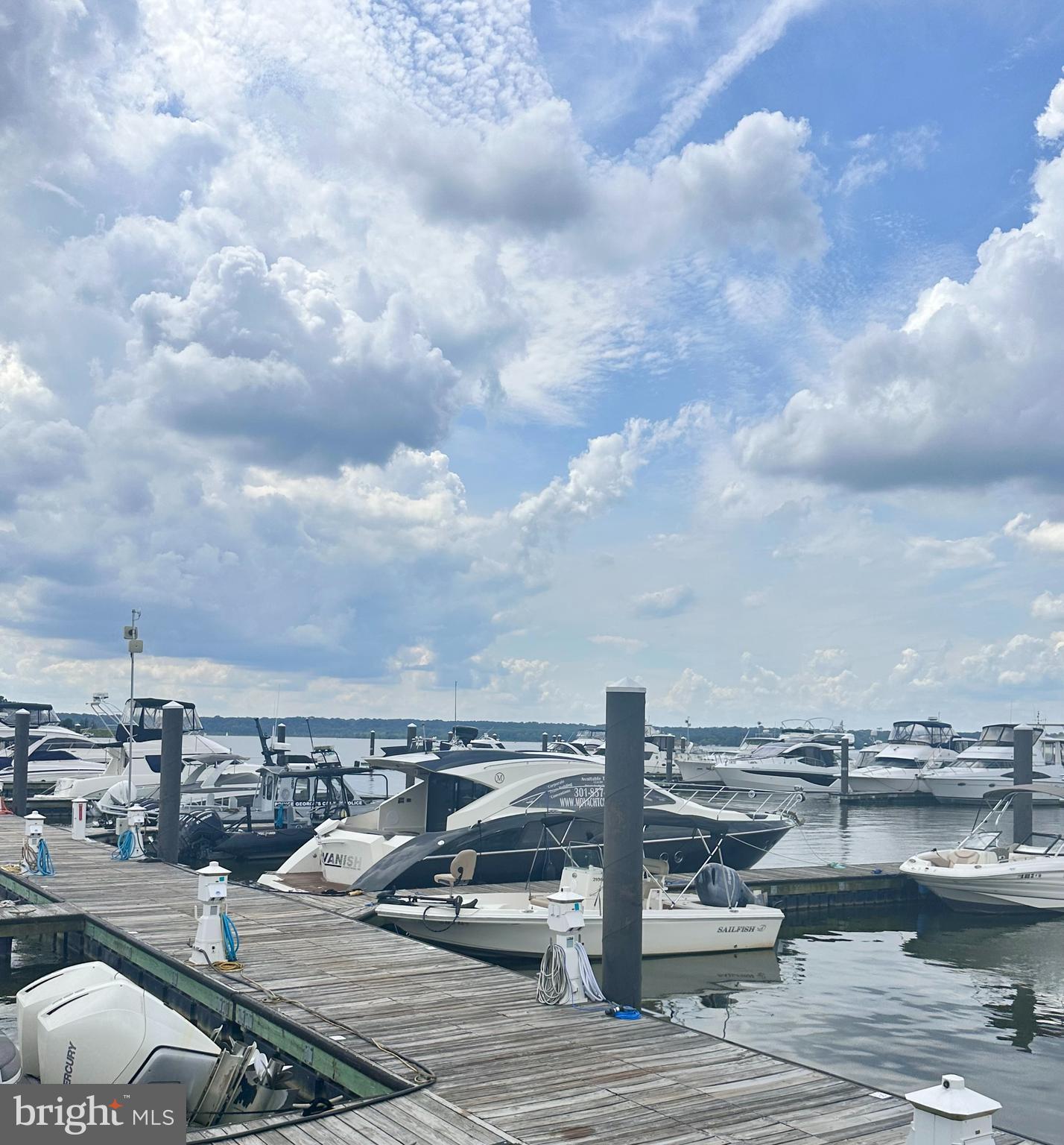 ONE NATIONAL HARBOR CONDOMINIUM - Residential