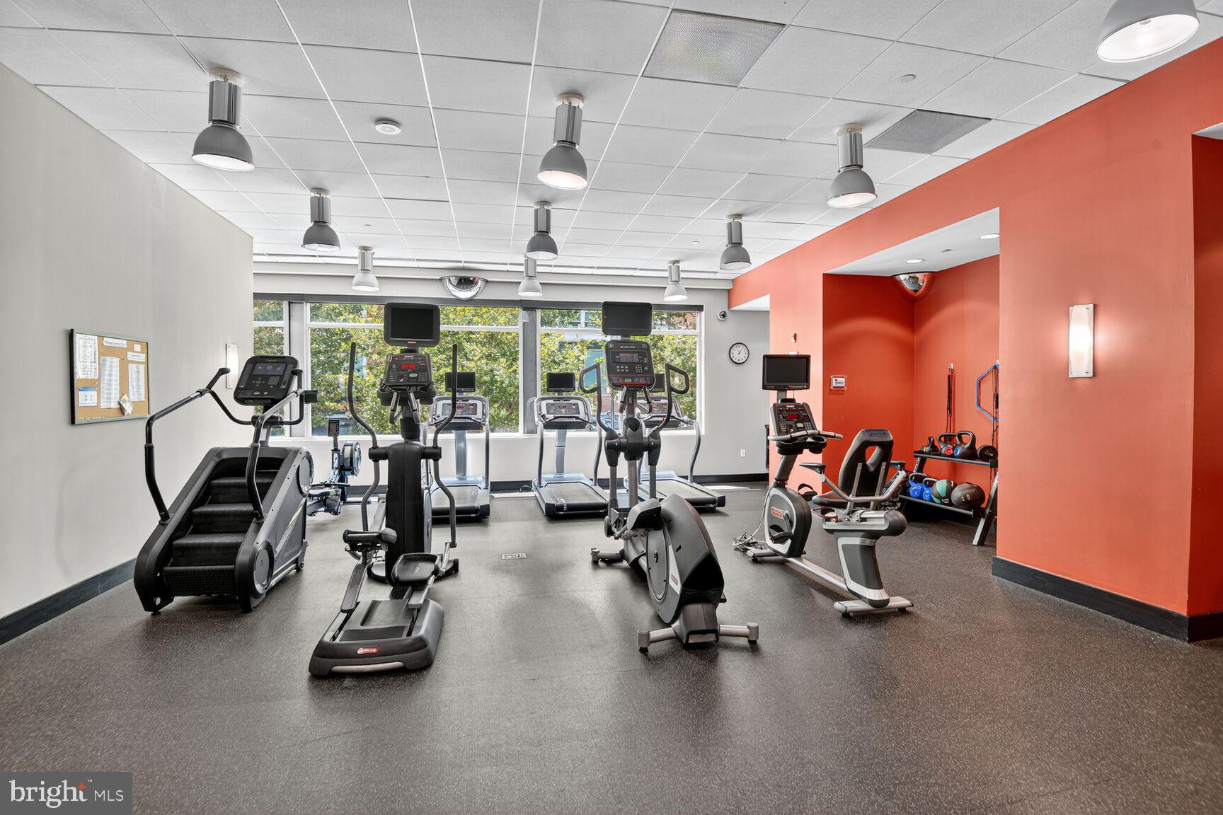 ONE NATIONAL HARBOR CONDOMINIUM - Residential