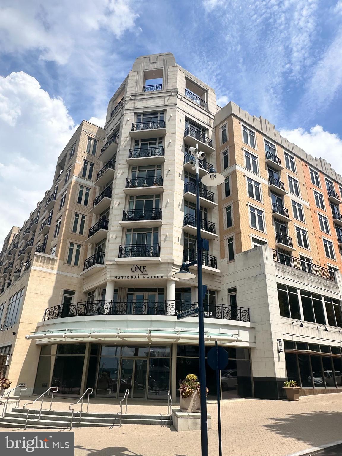 ONE NATIONAL HARBOR CONDOMINIUM - Residential