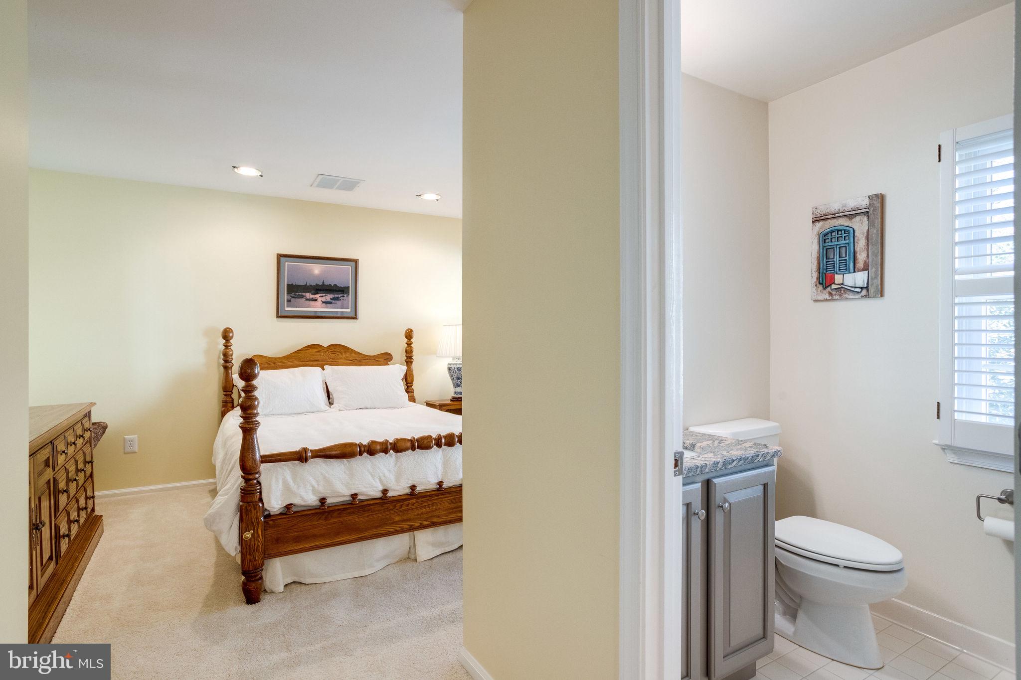 LANGLEY OAKS - Residential