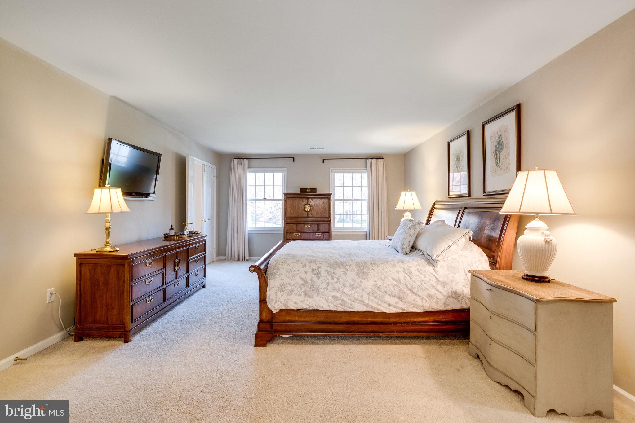 LANGLEY OAKS - Residential