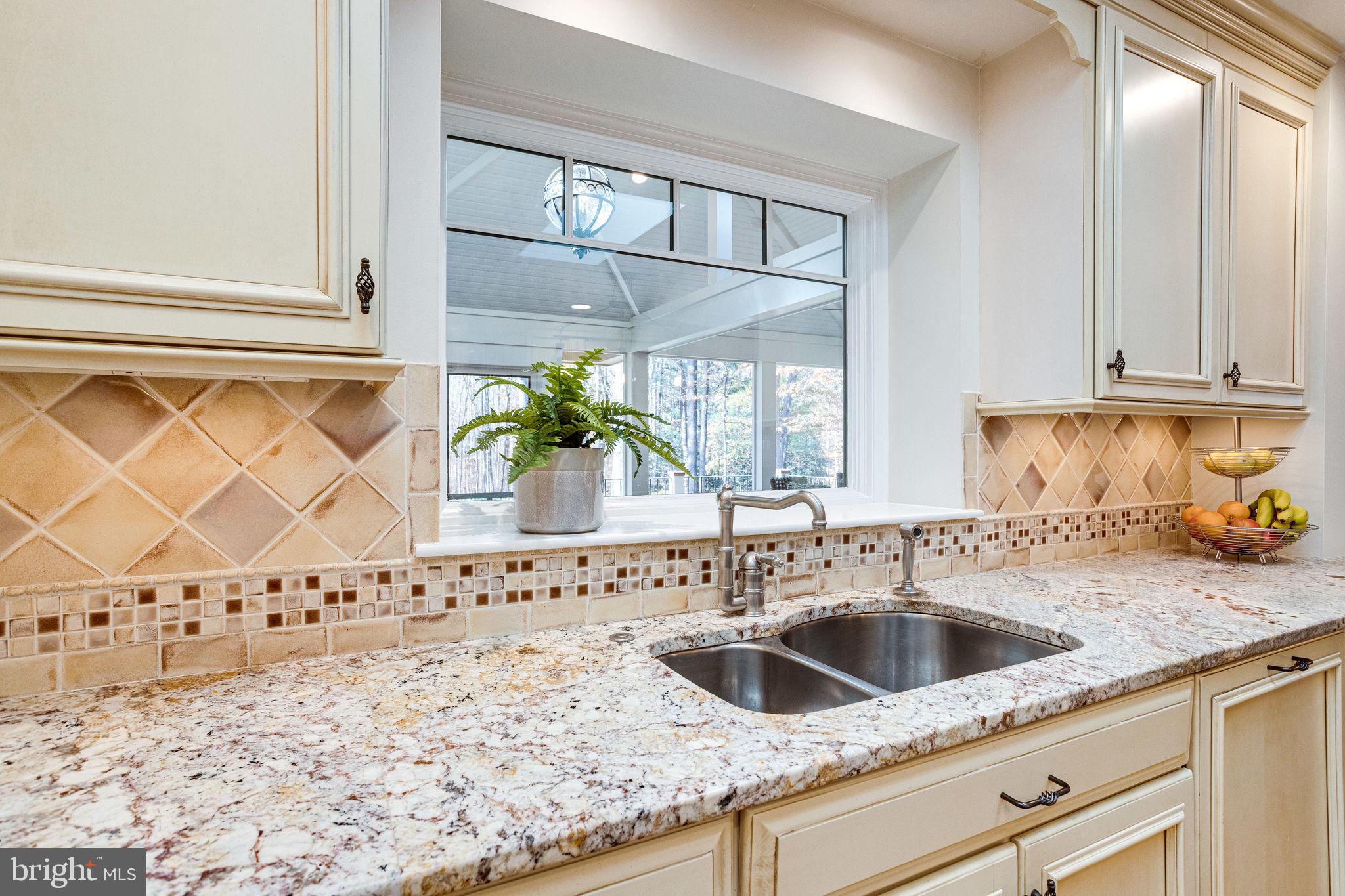 LANGLEY OAKS - Residential