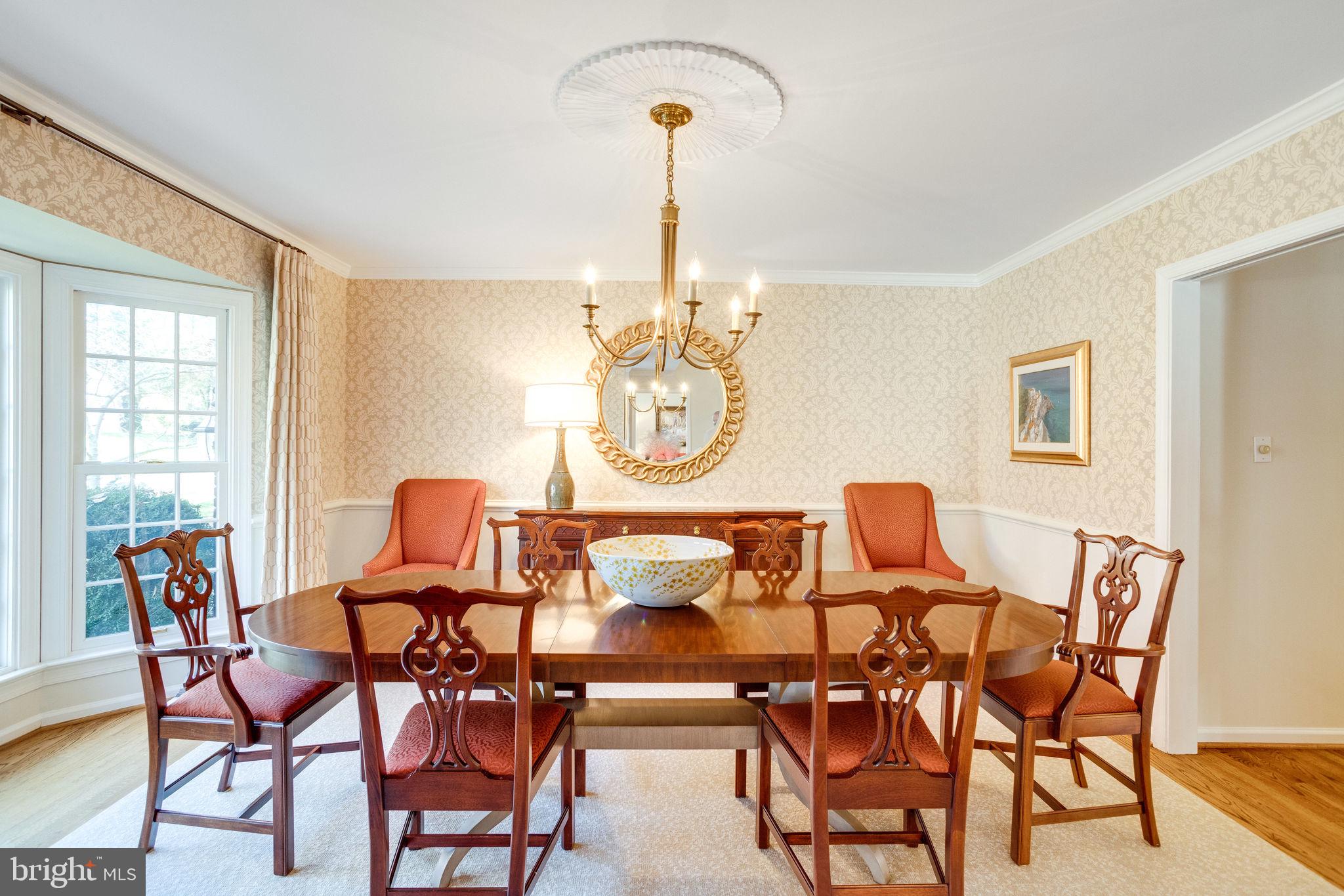 LANGLEY OAKS - Residential