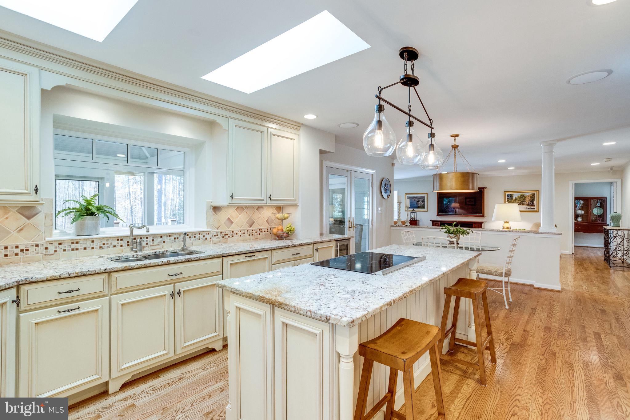 LANGLEY OAKS - Residential