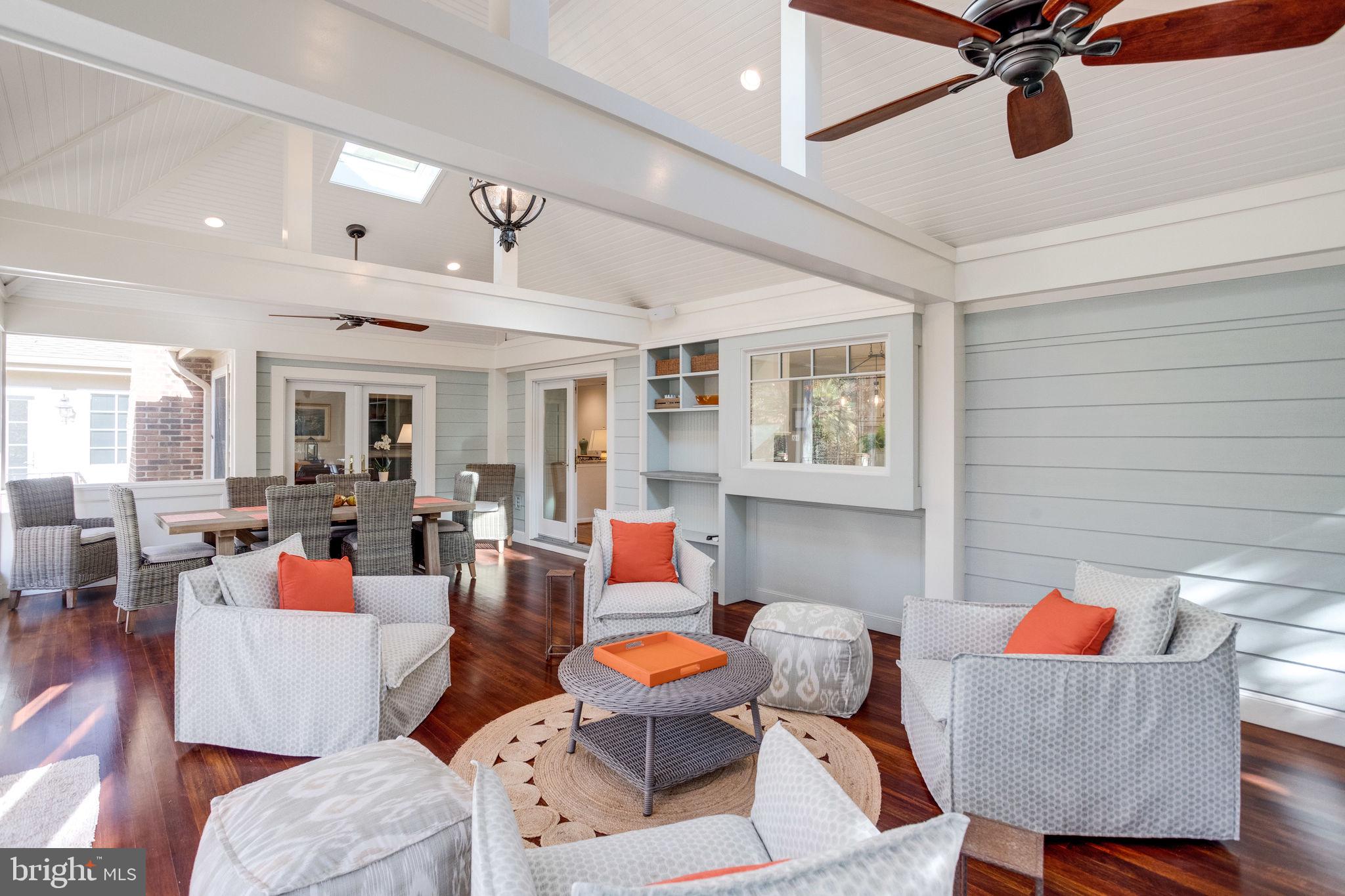 LANGLEY OAKS - Residential