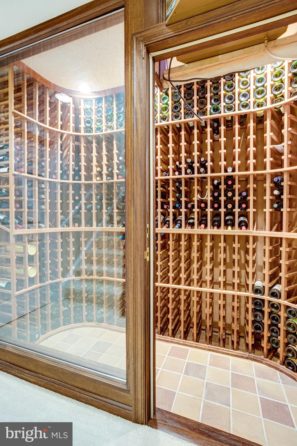 LANGLEY OAKS - Residential