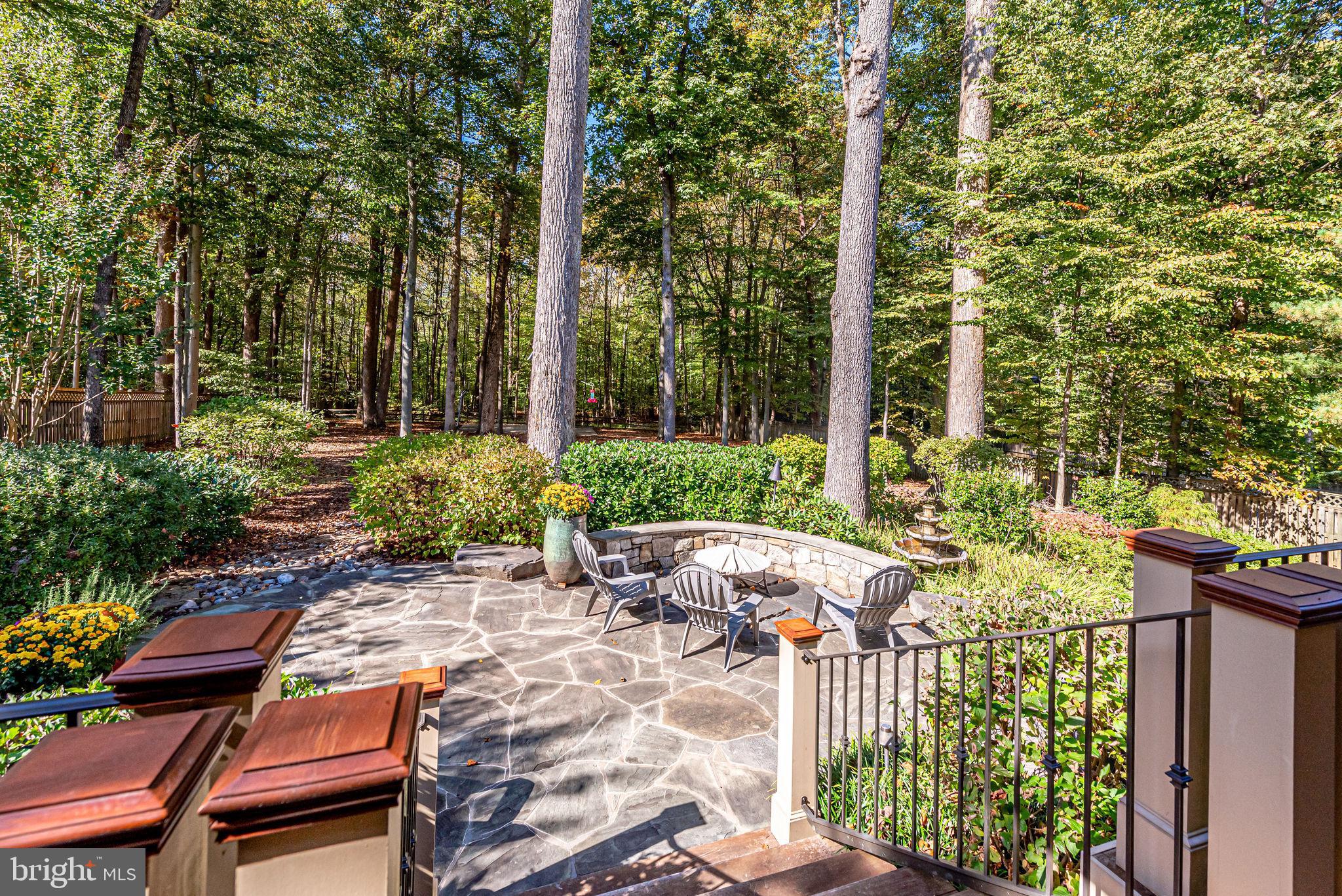 LANGLEY OAKS - Residential