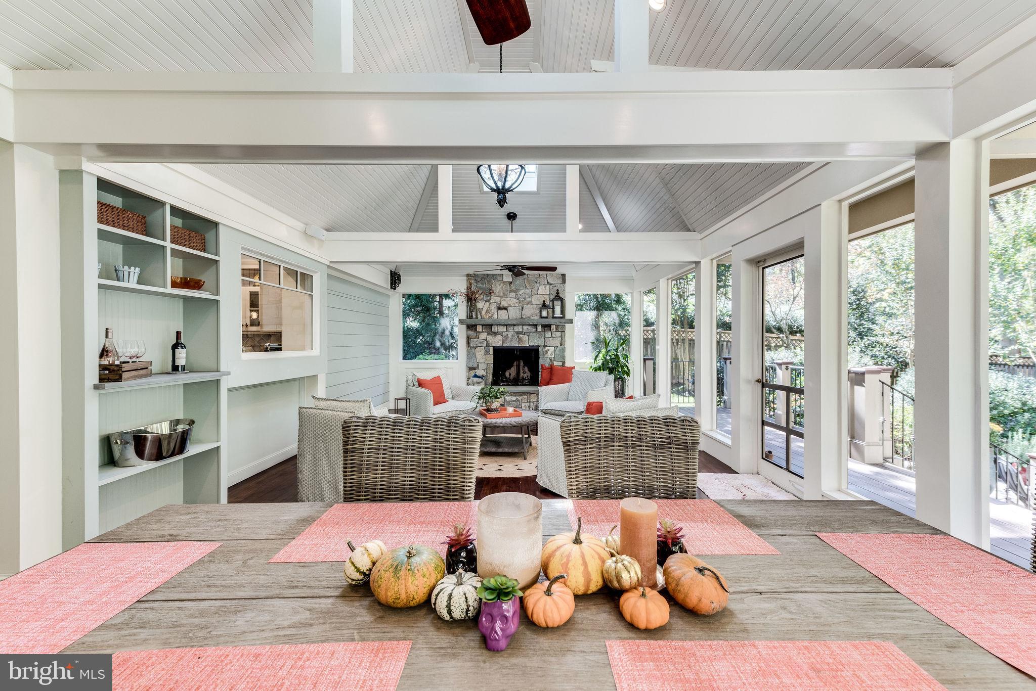 LANGLEY OAKS - Residential