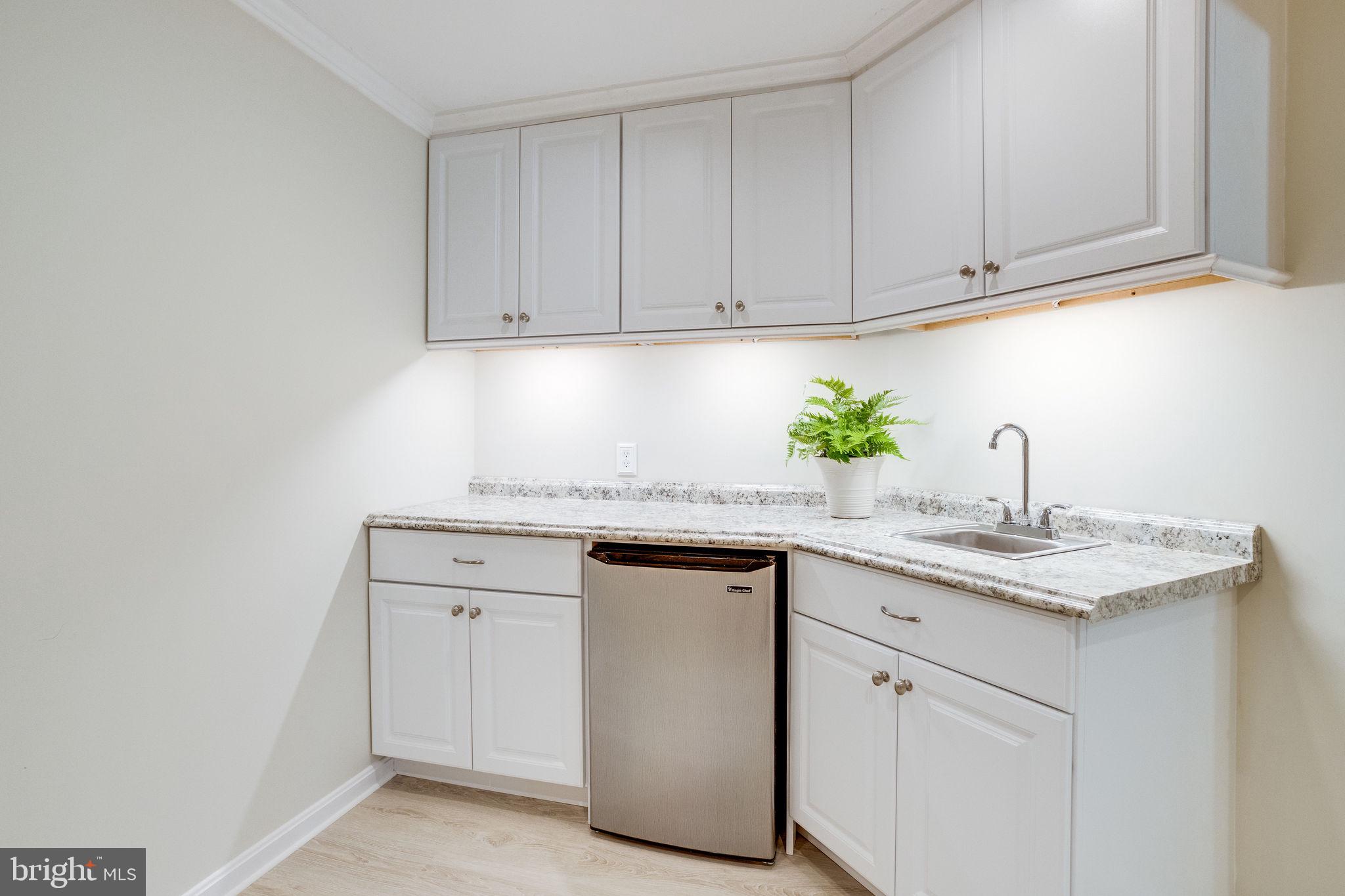 LANGLEY OAKS - Residential