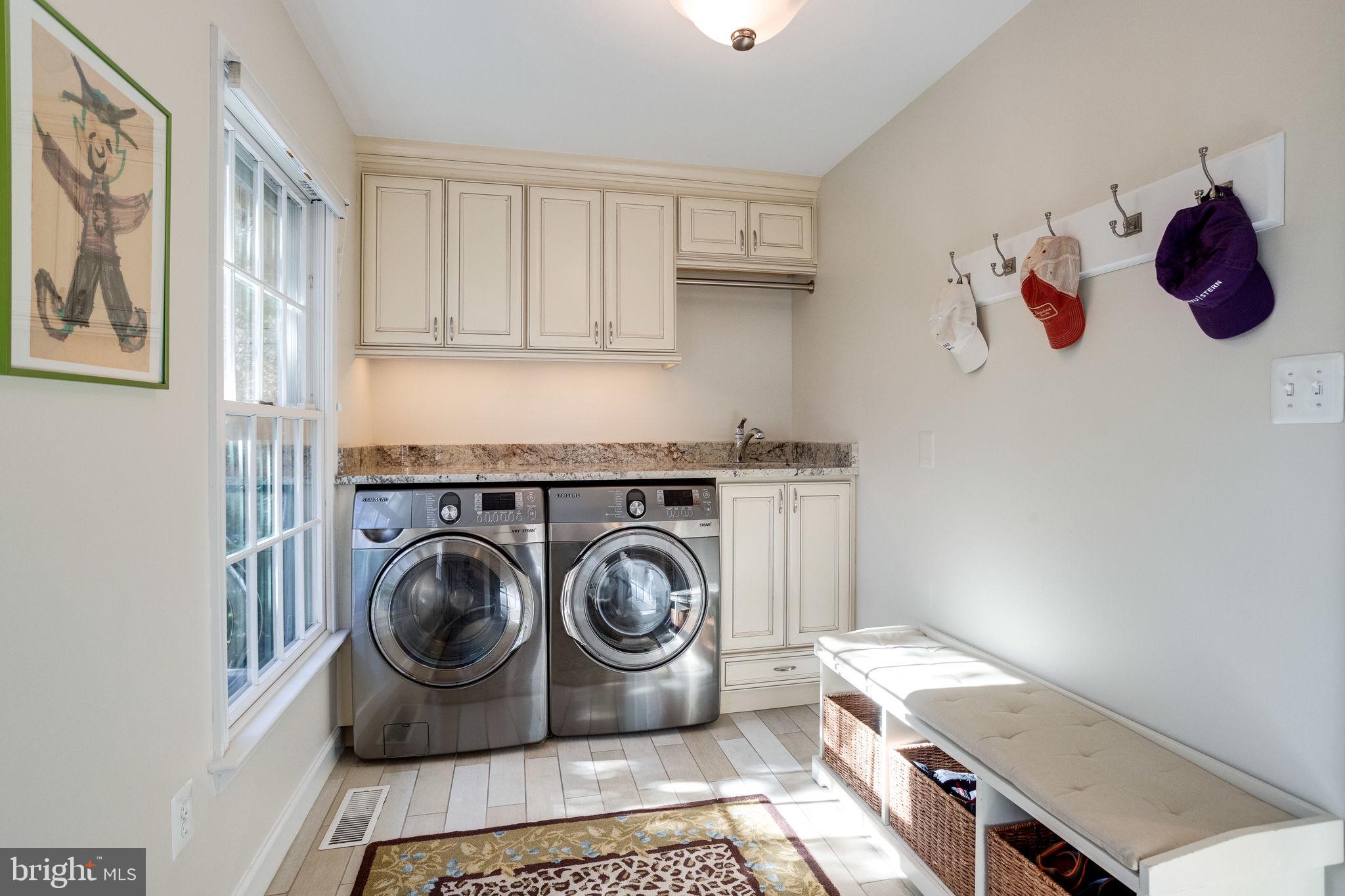 LANGLEY OAKS - Residential