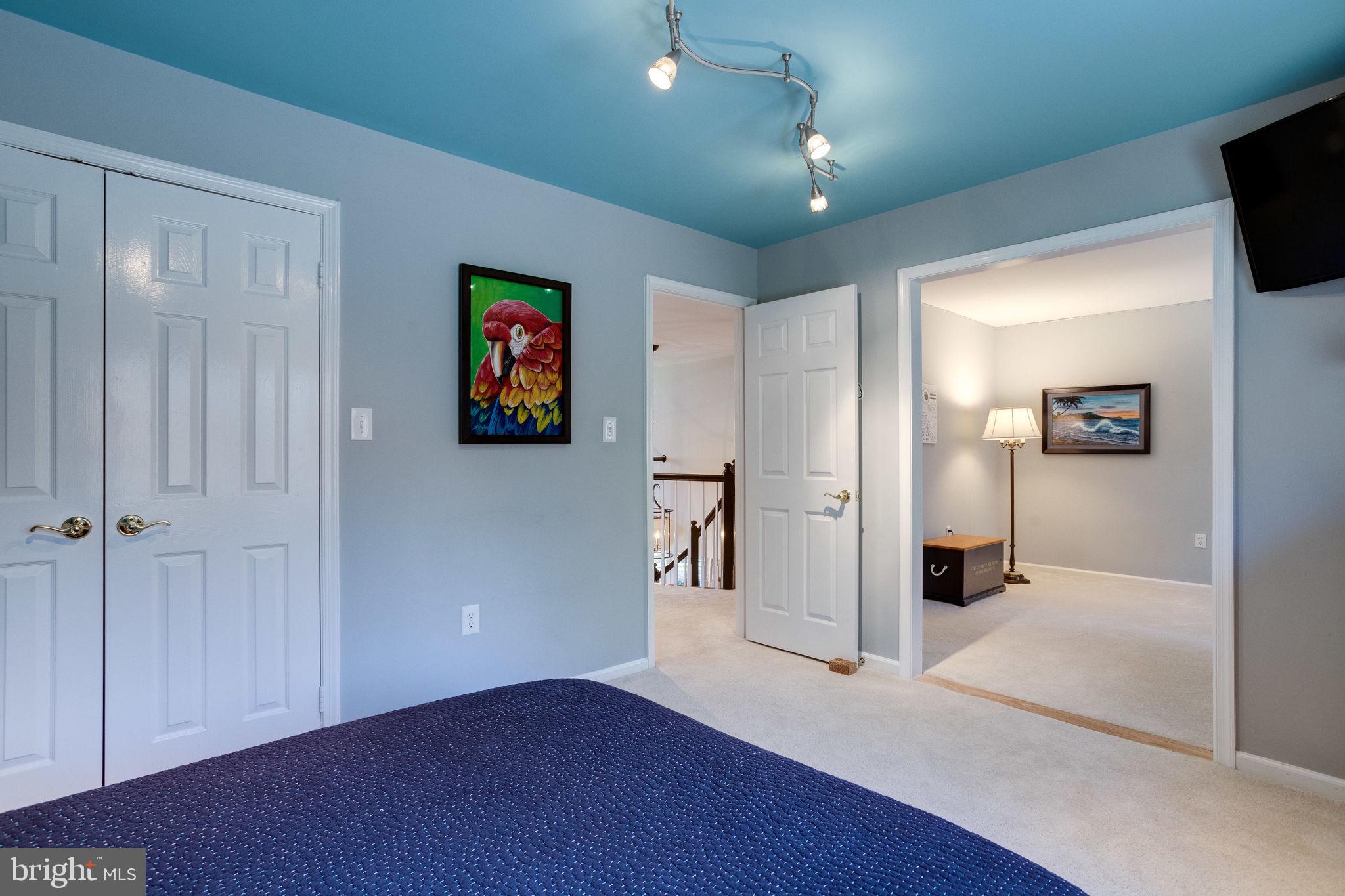 LANGLEY OAKS - Residential