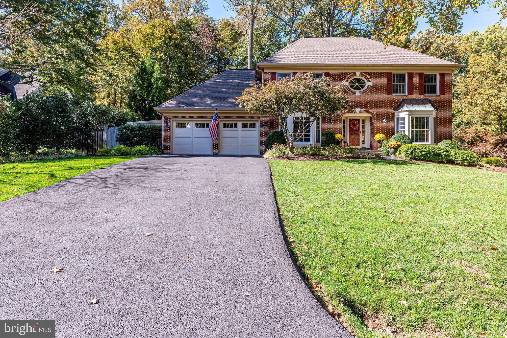 LANGLEY OAKS - Residential