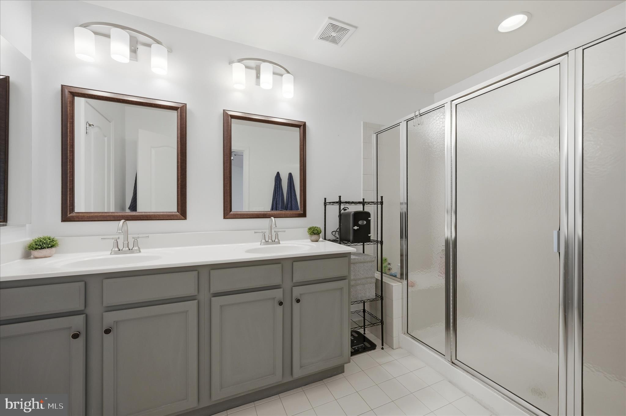 STONE RIDGE SOUTH - Residential