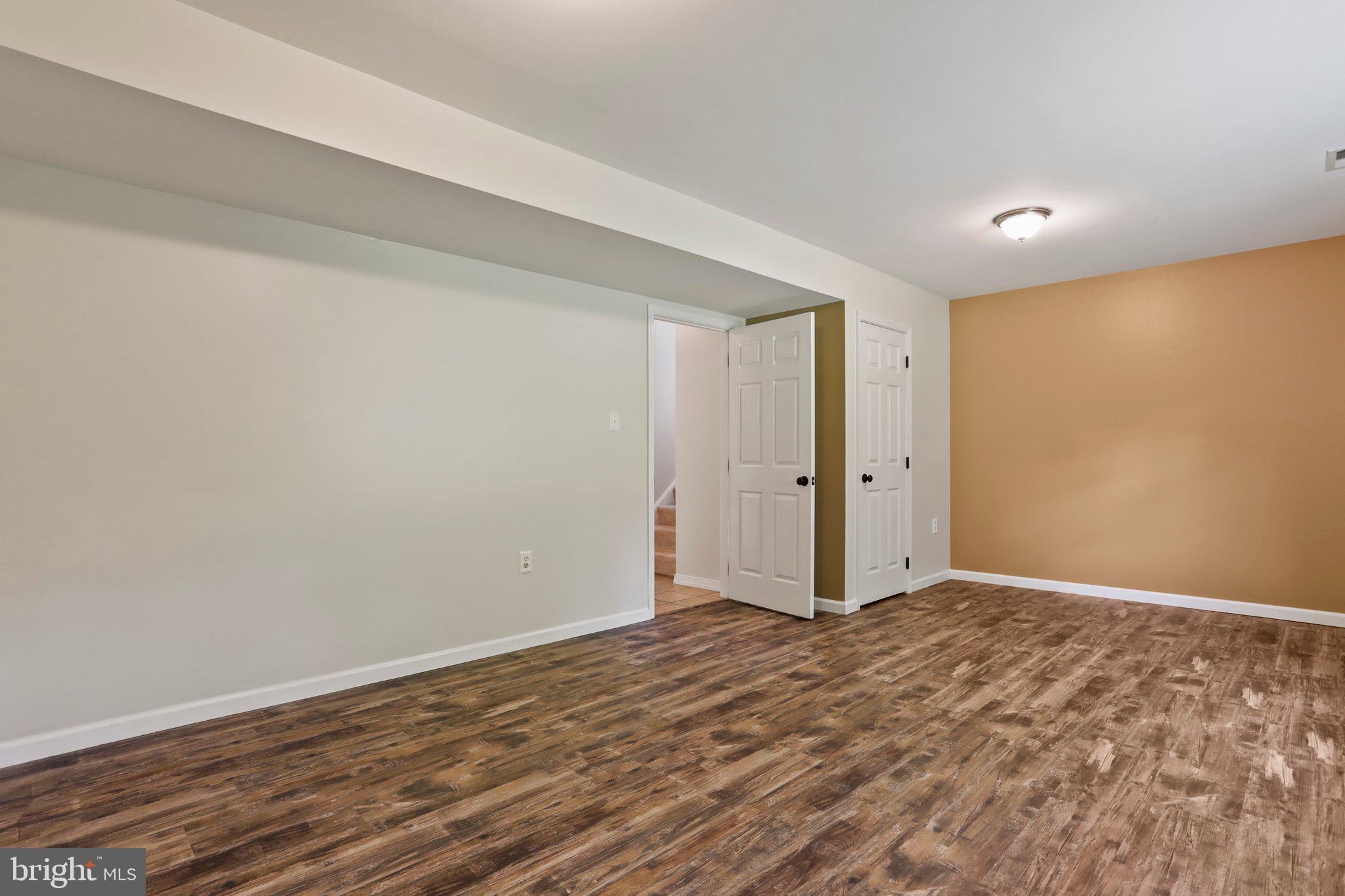 GREENFIELD - Residential Lease