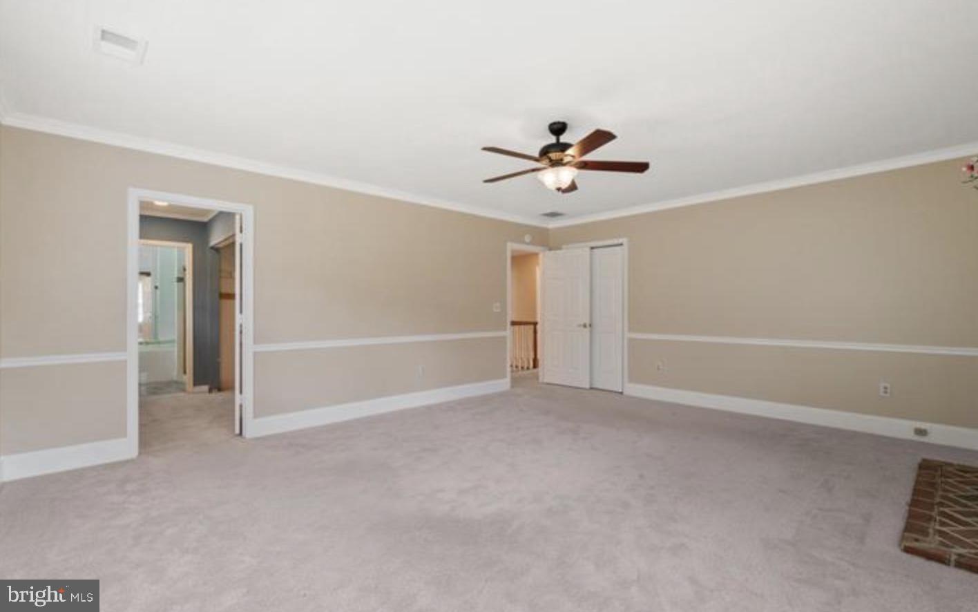 QUEEN ANNE KNOLLS - Residential