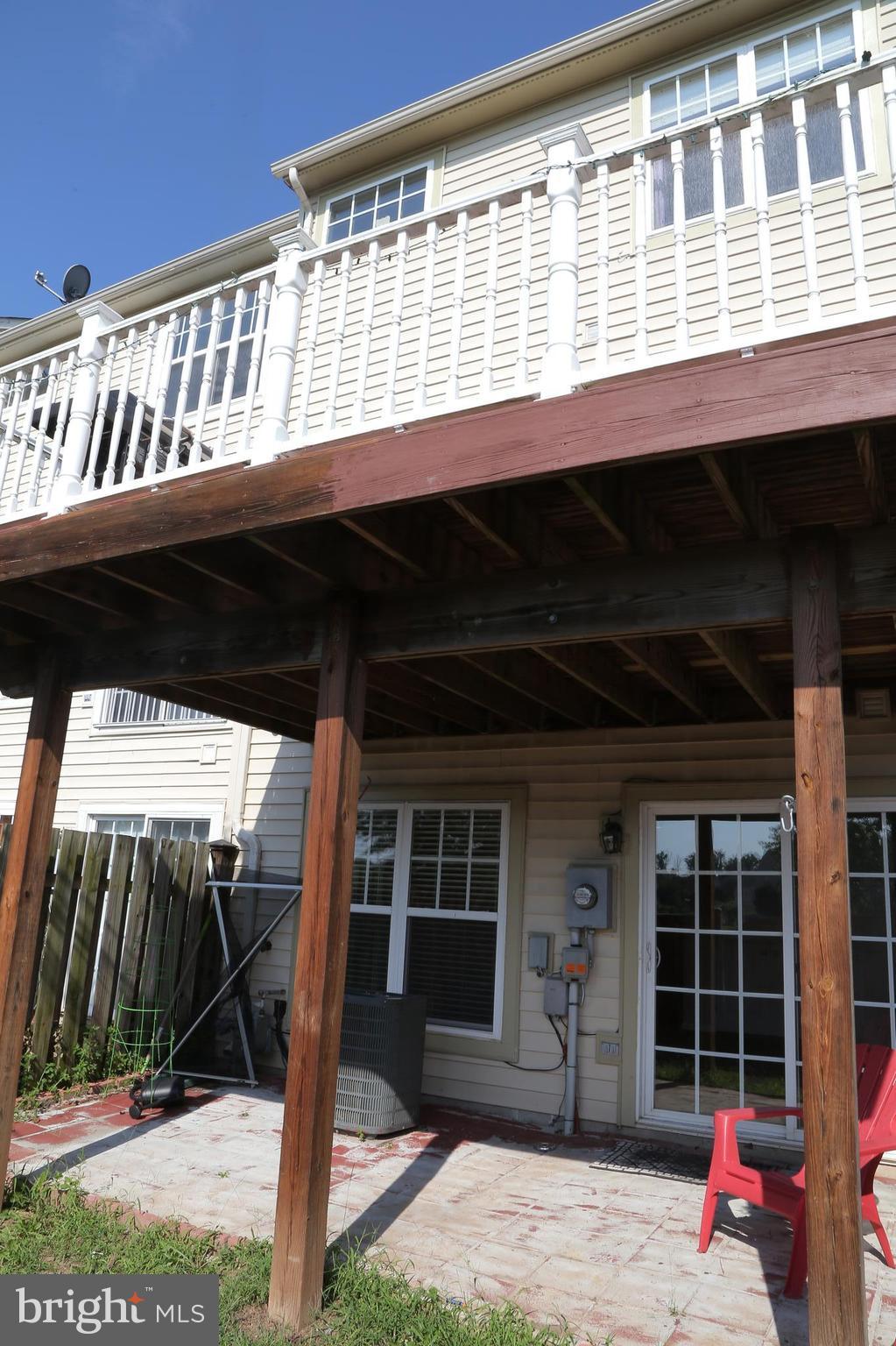 PEMBROOKE - Residential Lease